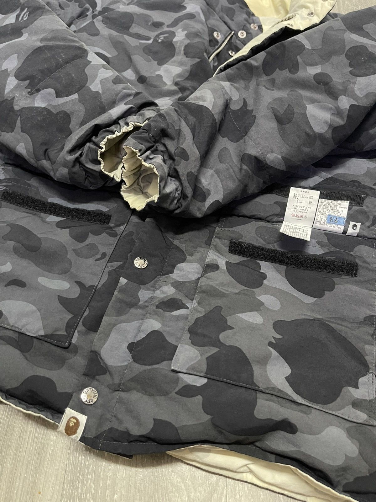 Bape A Bathing Ape Revesible Puffer Jacket Black & White Camo Size US M / EU 48-50 / 2 - 22 Thumbnail