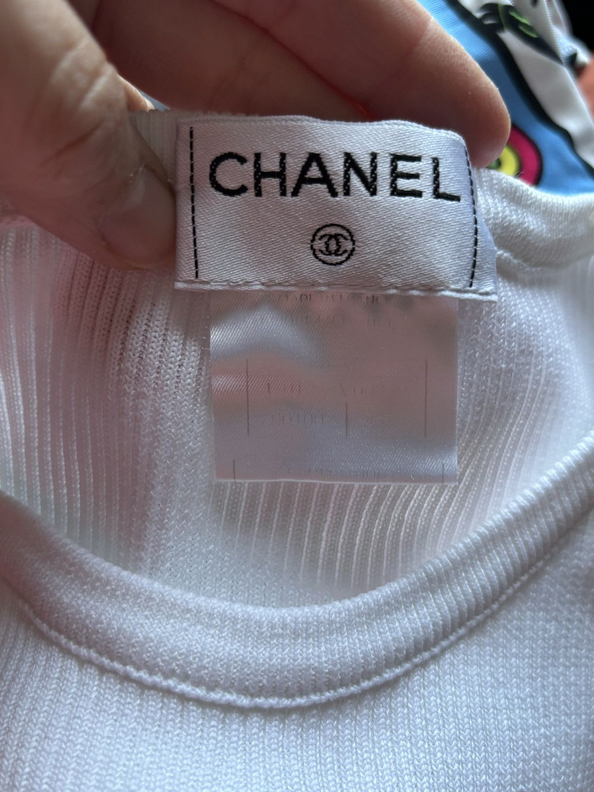 Chanel Chanel Vintage White Ribbed Knit Top with Tonal CC Size S / US 4 / IT 40 - 7 Thumbnail