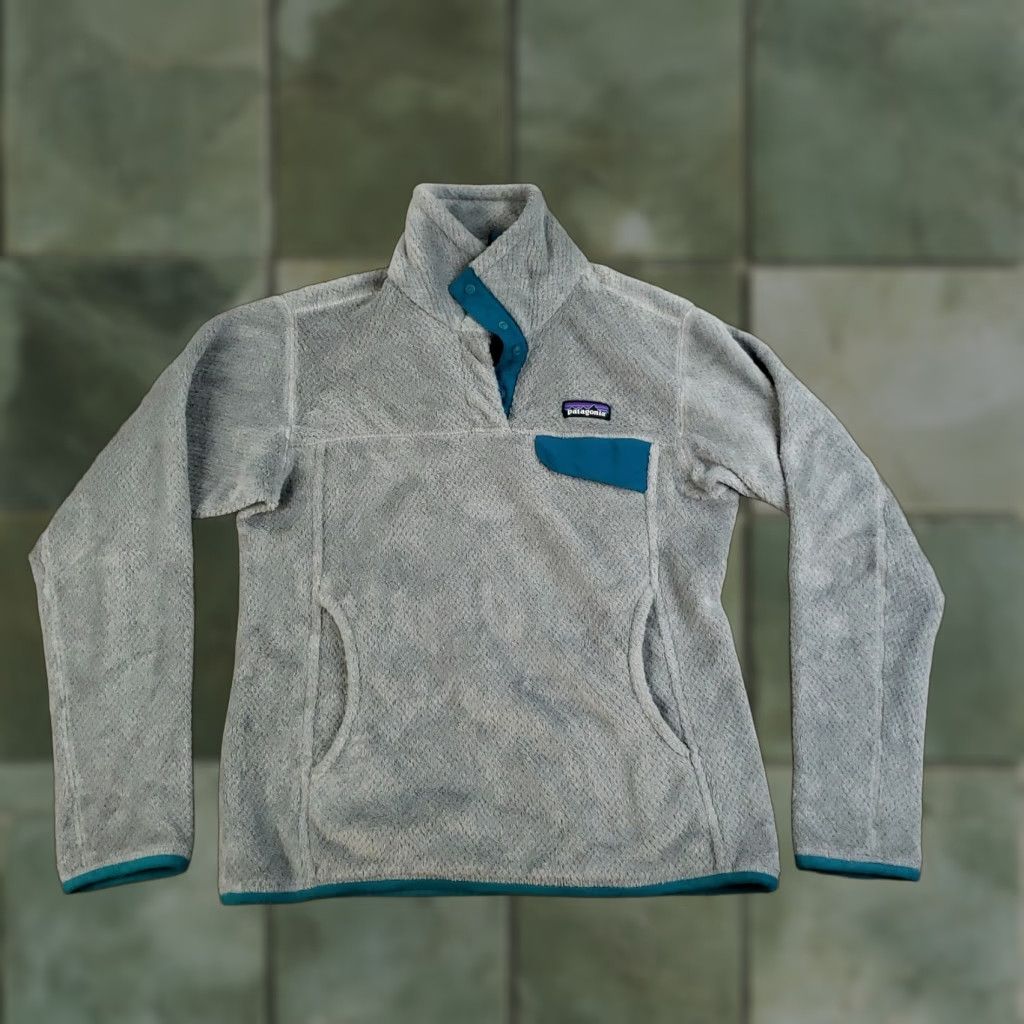 Patagonia Patagonia Sweater Womens Small Gray Pullover Fleece Pockets Mock Neck 1/4 Zip Outdoor Ski Casual Travel All Seasons Winter Fall 25442 Size S / US 4 / IT 40 - 1 Thumbnail
