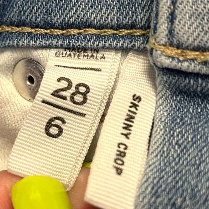 Loft LOFT Jeans Blue Denim High Waist Skinny Crop Pockets Raw Hems 28/6 Women’s Size 6 Regular Inseam 27 in Cotton Blend Stretch Button Zip Size 24" / US 00 / IT 34 - 5 Thumbnail