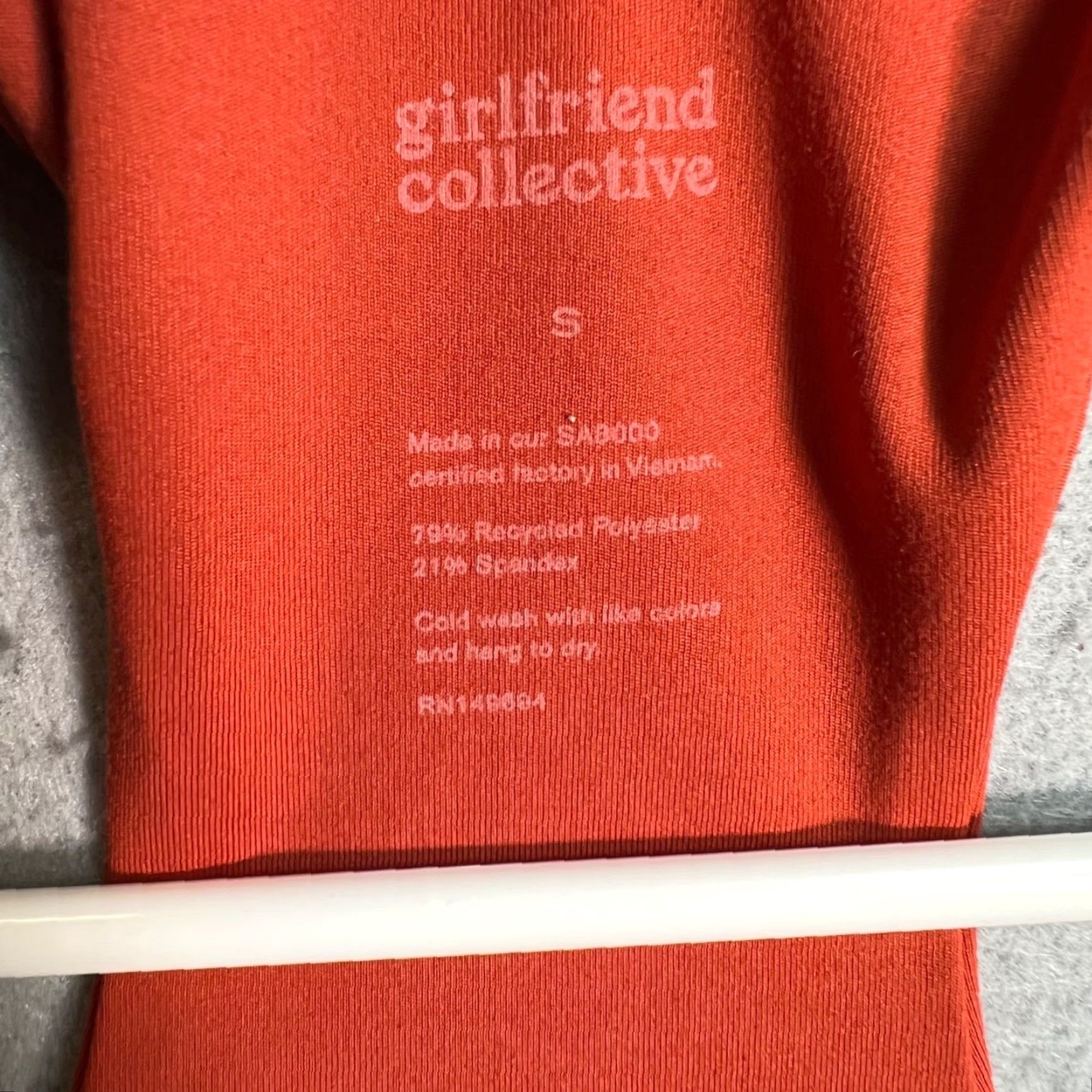 Girlfriend Collective Girlfriend Collective Womens Size Small Rust Red Racerback Sports Bra Size ONE SIZE - 3 Thumbnail