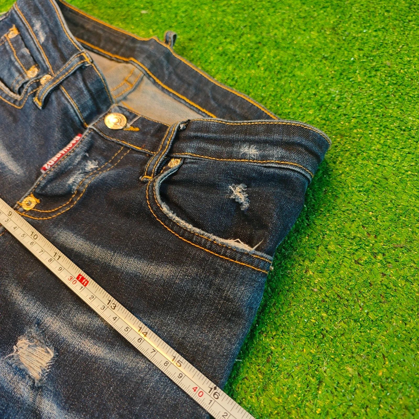 Dsquared2 Dsquared2 Jeans Womens 36 Blue dark wash ripped distressed Size 26" / US 2 / IT 38 - 7 Thumbnail