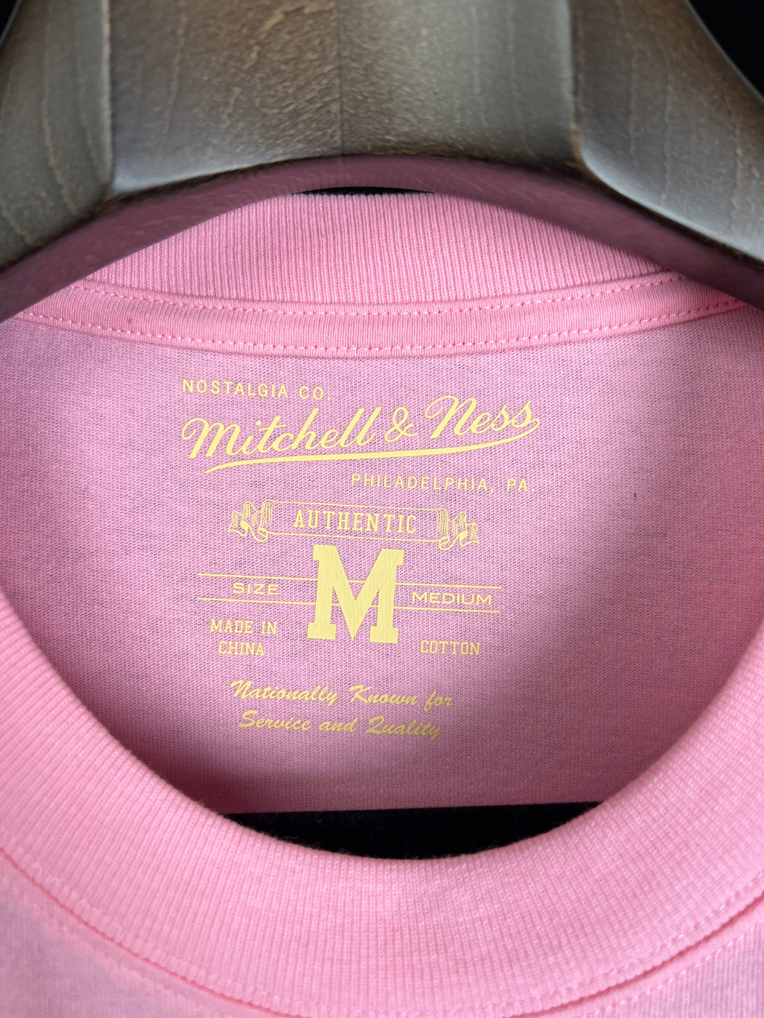 Mitchell & Ness UNWORN Inter Miami CF Flame 2.0 T-Shirt Size M Size US M / EU 48-50 / 2 - 6 Thumbnail