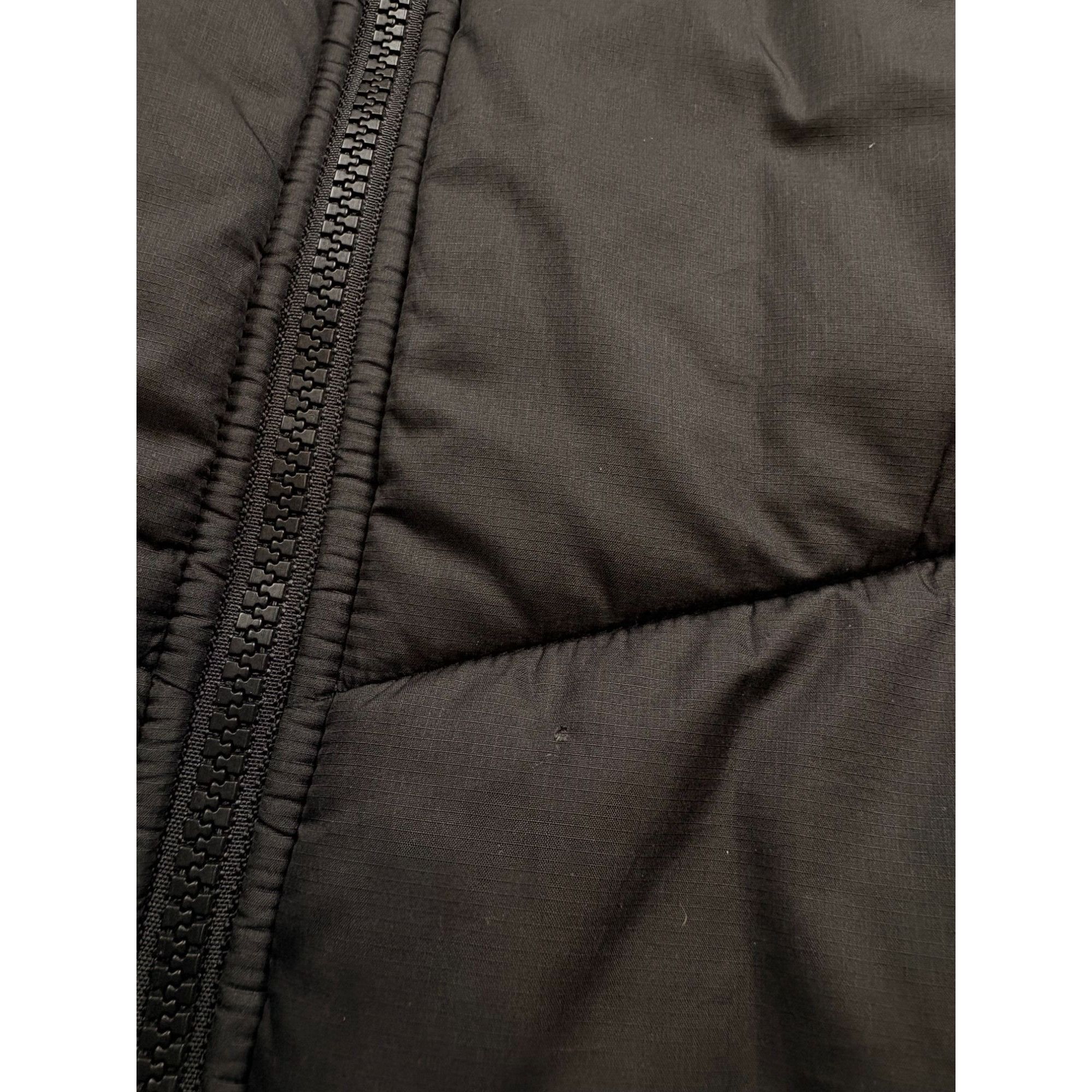 The North Face The North Face Black Puffer Jacket Medium With Full-Zip Clos Size US L / EU 52-54 / 3 - 16 Thumbnail