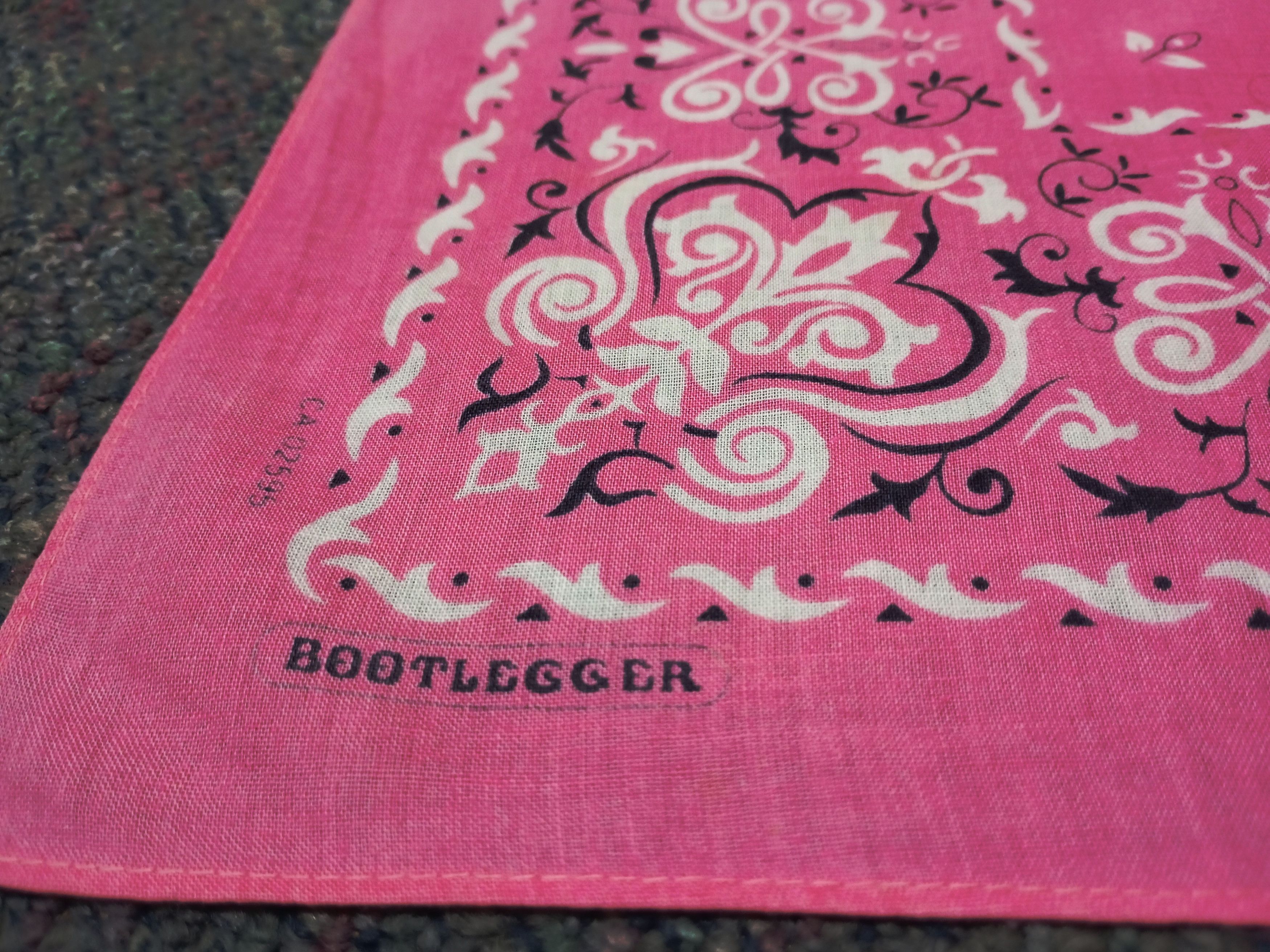 Freewheelers × Japanese Brand Bootlegger Paisley Bandana Pink Bandana Made in Japan Size ONE SIZE - 1 Thumbnail