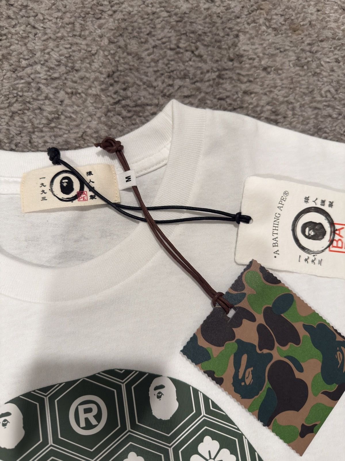 Bape BAPE Japan Exclusive Tee (Harajuku Drop) Size US M / EU 48-50 / 2 - 2 Thumbnail