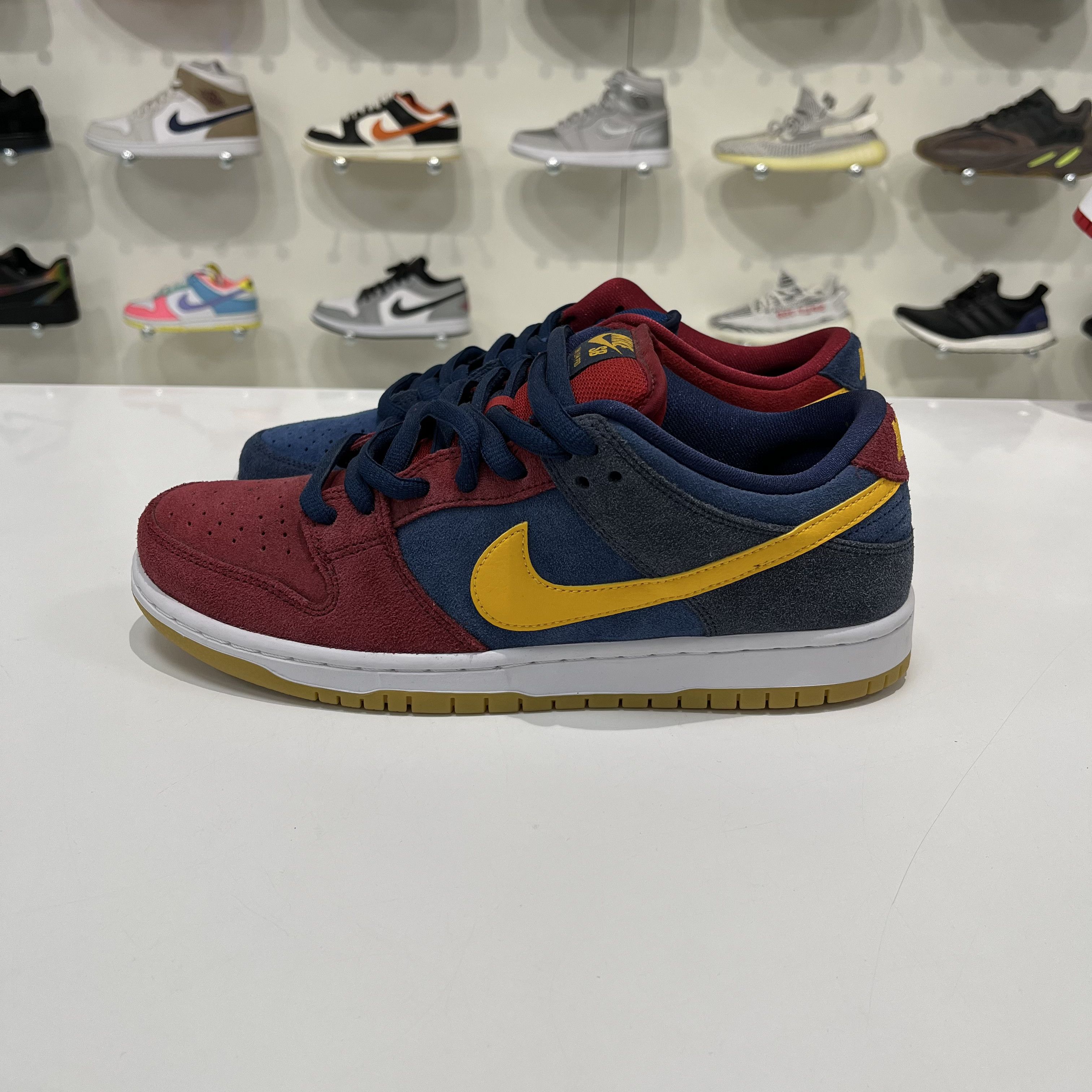 Nike SB Nike SB Dunk Low Barcelona Size US 9 / EU 42 - 2 Thumbnail