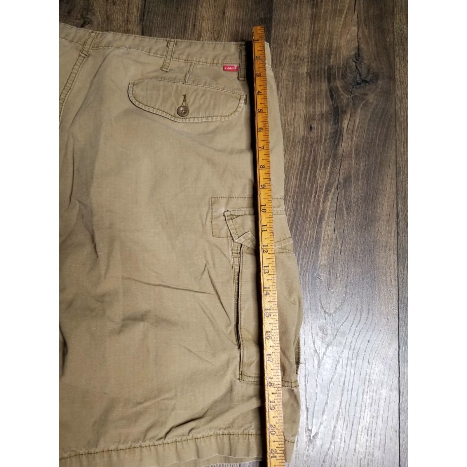 Levi's Levi's Cargo Shorts | Size 42 | Khaki Beige | Distressed Cargo Pockets | Men | Regular Fit | Summer | Cotton Twill | Be... Size US 42 / EU 58 - 5 Thumbnail