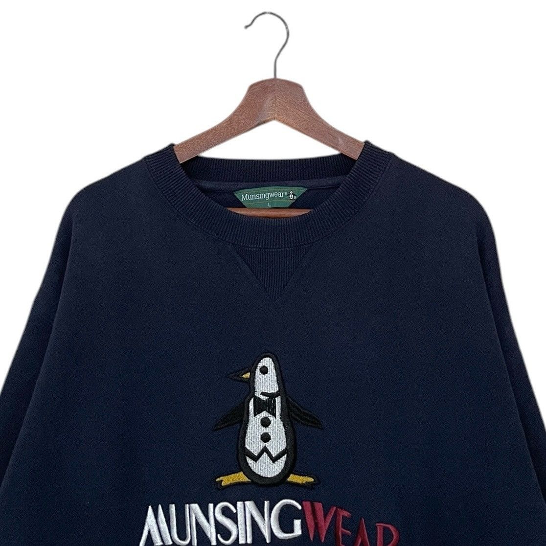 Vintage Vintage Brand Munsingwear Big Logo Sweatshirt 1990s Size US L / EU 52-54 / 3 - 7 Thumbnail