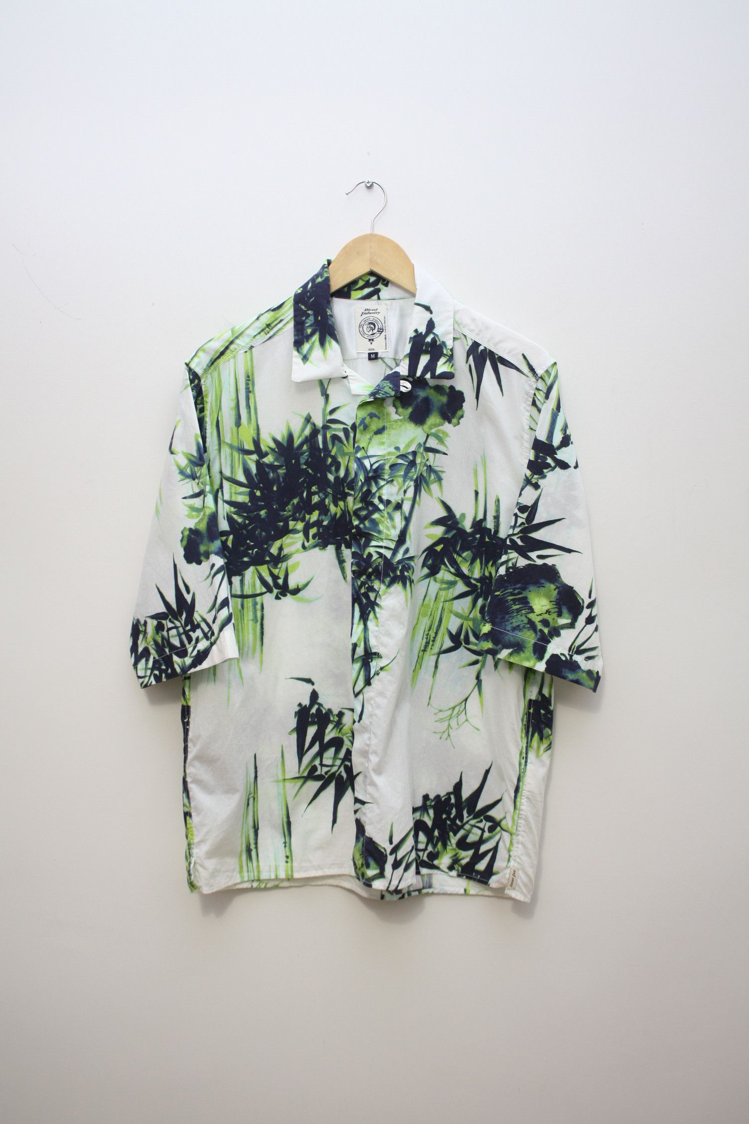 Diesel Diesel Men's ERLWI Shirt Tropical Hawaiian Print Size Medium Size US M / EU 48-50 / 2 - 2 Thumbnail