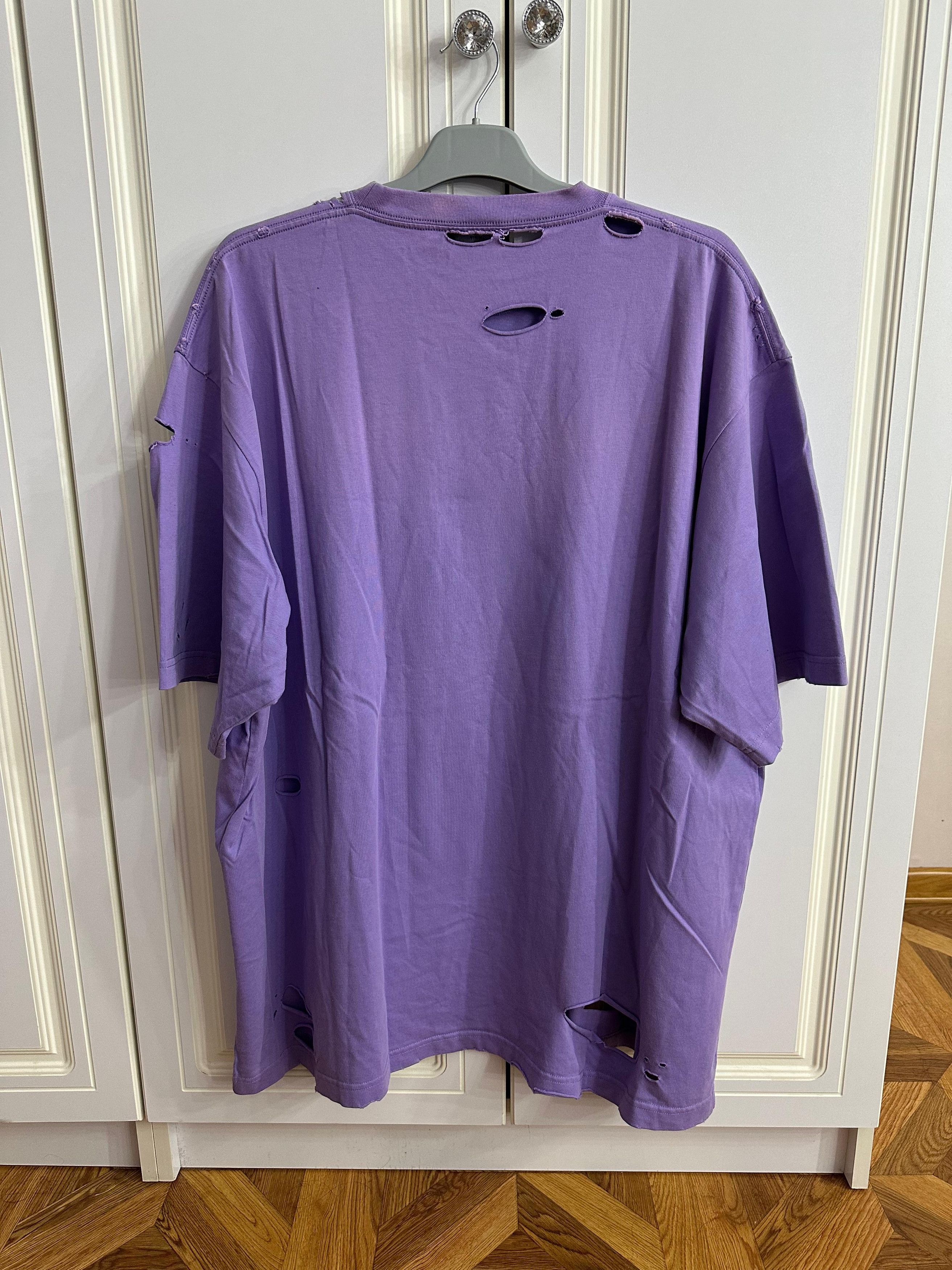 Balenciaga CC000013 Balenciaga Logo Destroyed T-Shirt in Purple Size US L / EU 52-54 / 3 - 2 Thumbnail