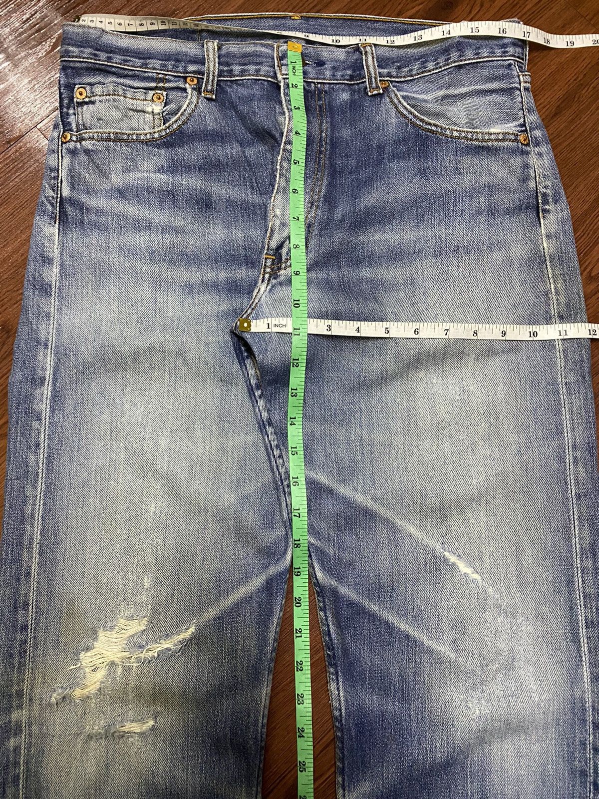 Levi's Vintage Clothing Vintage Levis505 90s Blue Wash Distressed Jeans Size US 34 / EU 50 - 16 Thumbnail