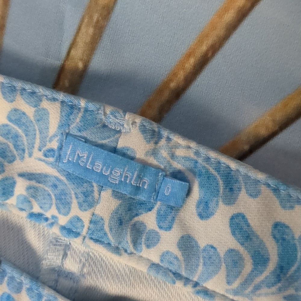 J.McLaughlin J. McLaughlin blue white leaves jeans size 0 Size 25" / US 0 / IT 36 - 3 Thumbnail