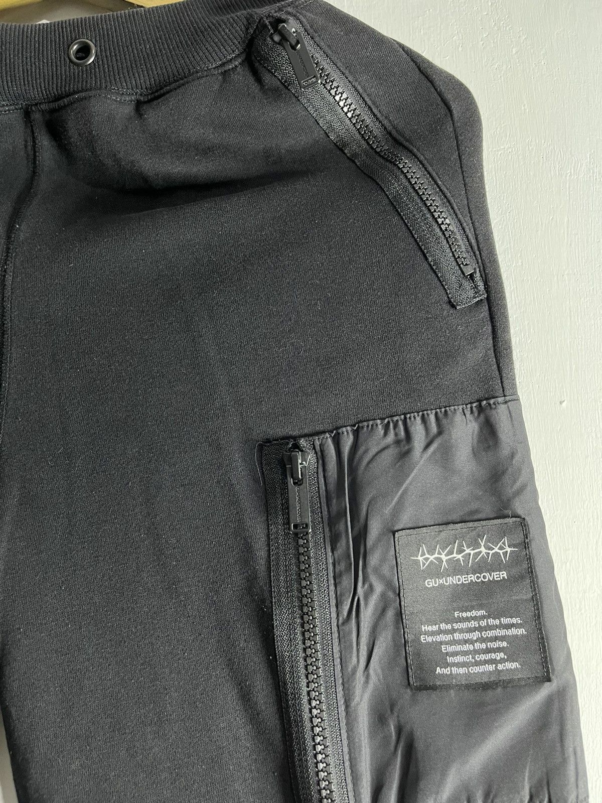 GU × Undercover Undercover FW21 “freedom” sweatpants Size US 28 / EU 44 - 4 Thumbnail