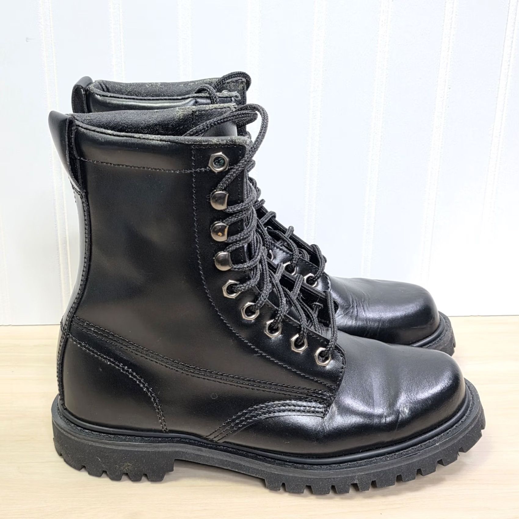 Vintage VINTAGE ALP Black Leather Hiking Work Boots Size 7 1990s y2k grunge emo Mens Size US 7 / EU 40 - 2 Thumbnail