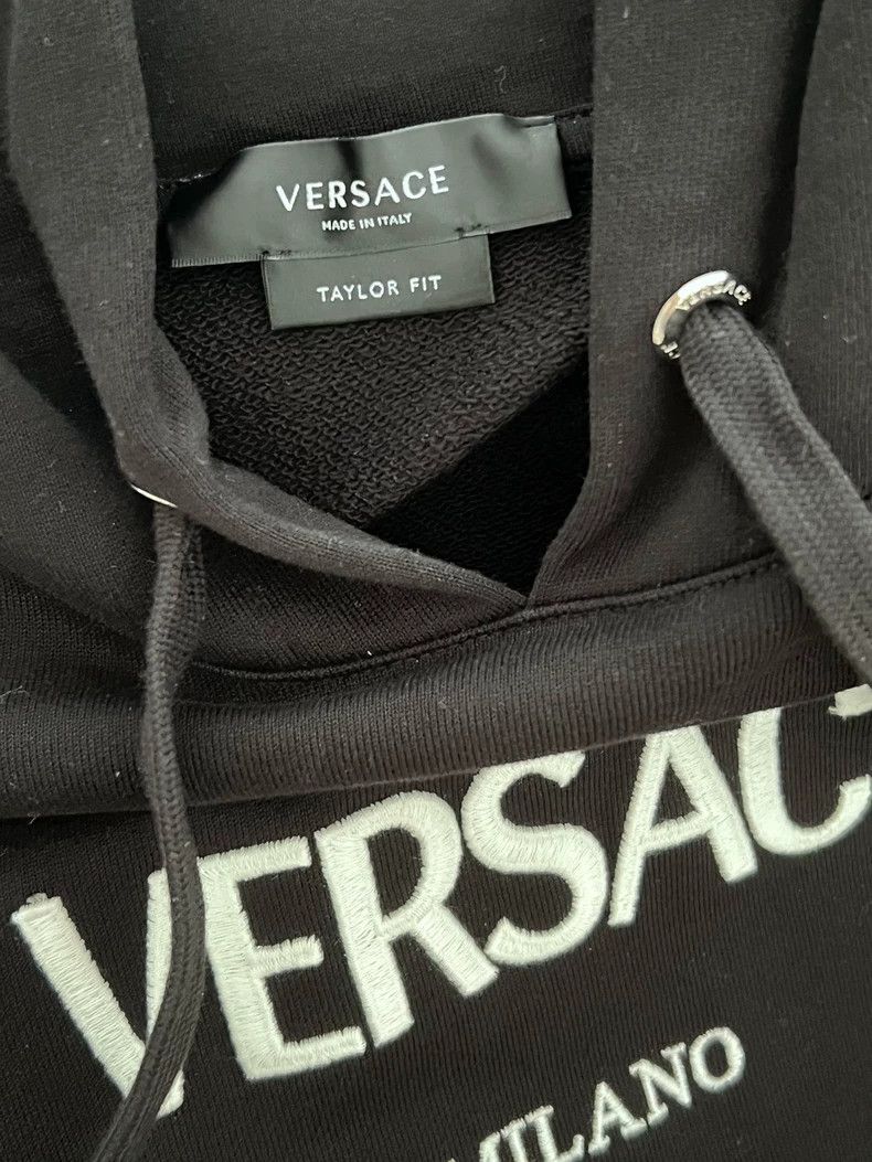 Versace Versace Letter-embroidered hooded sweatshirt Size US L / EU 52-54 / 3 - 3 Thumbnail