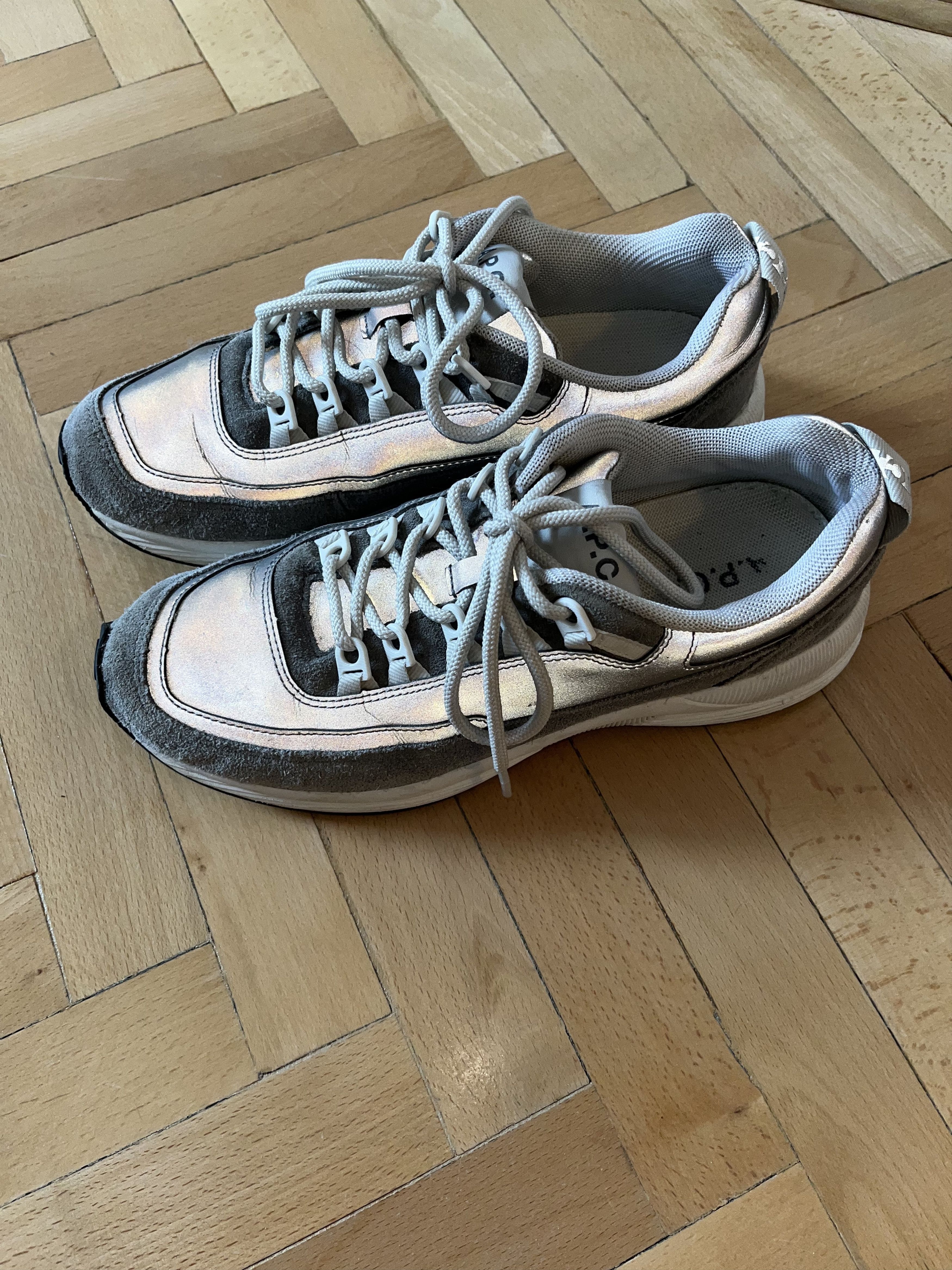 image of A P C Sneakers Techno in Grey, Men's (Size 9)