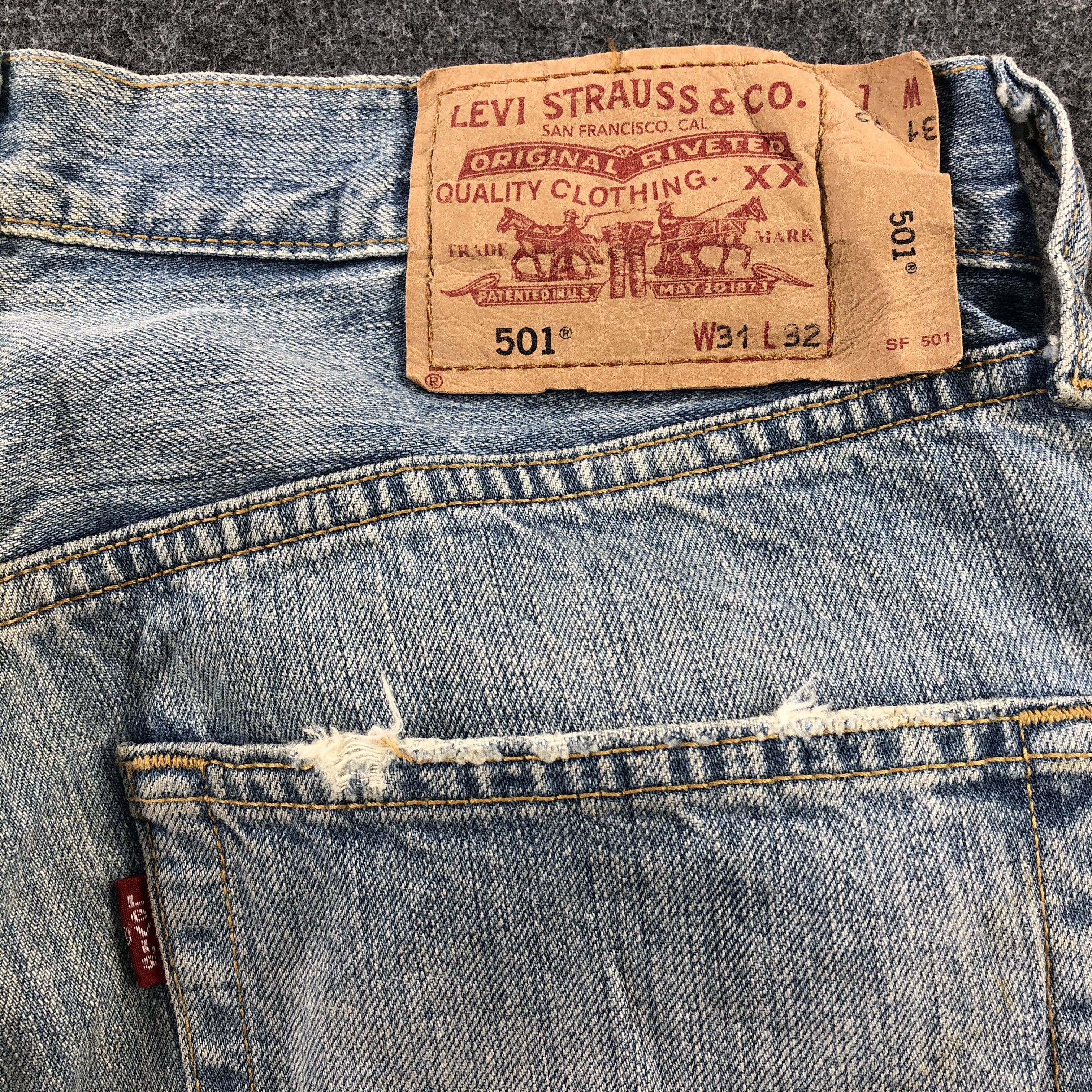 Levi's Vintage 90s Light Wash Levis 501 Jeans-JM1914 Size US 32 / EU 48 - 6 Thumbnail