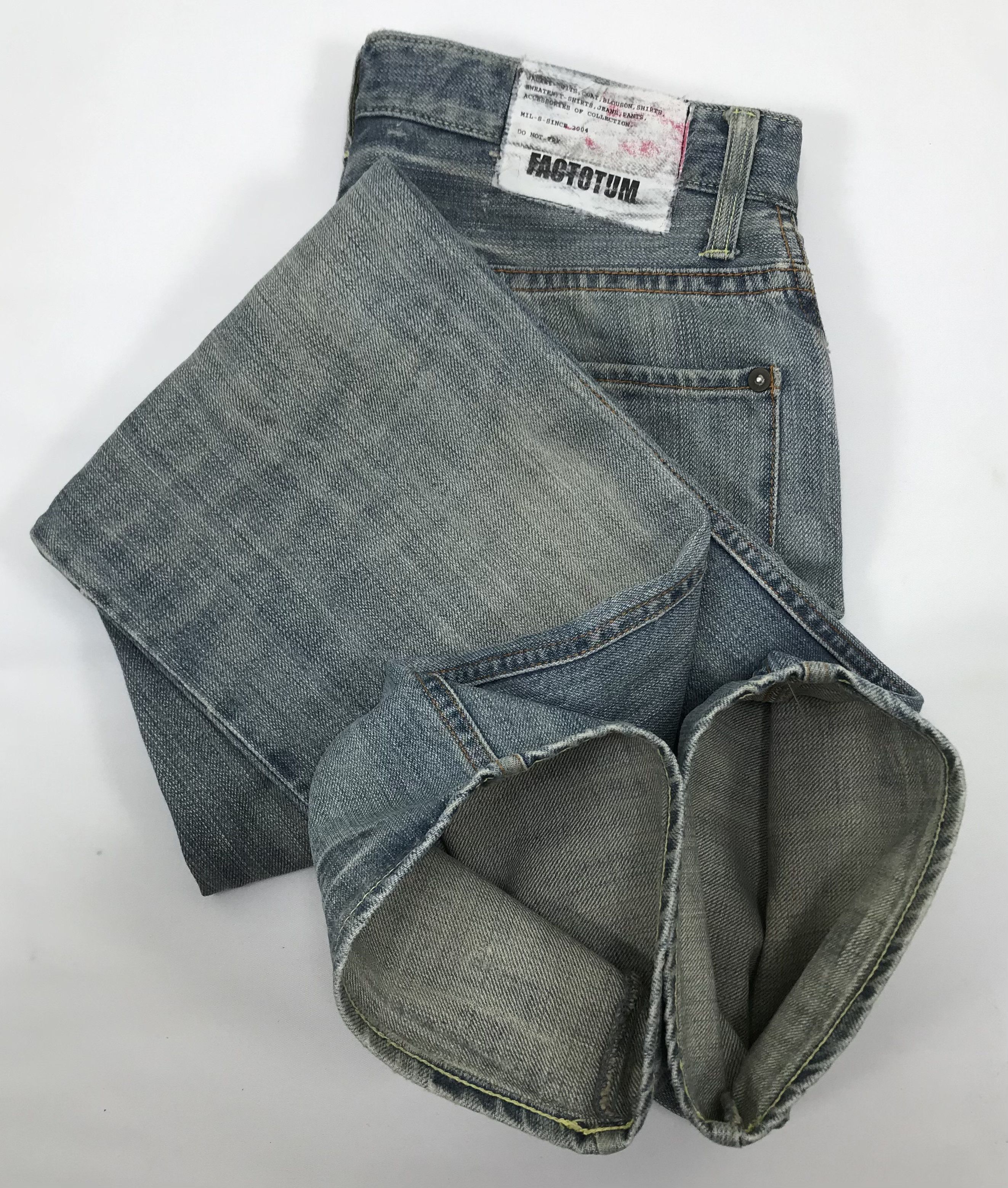 FACTOTUM Vintage Factotum Japanese Faded Blue Jeans Size US 31 - 12 Thumbnail