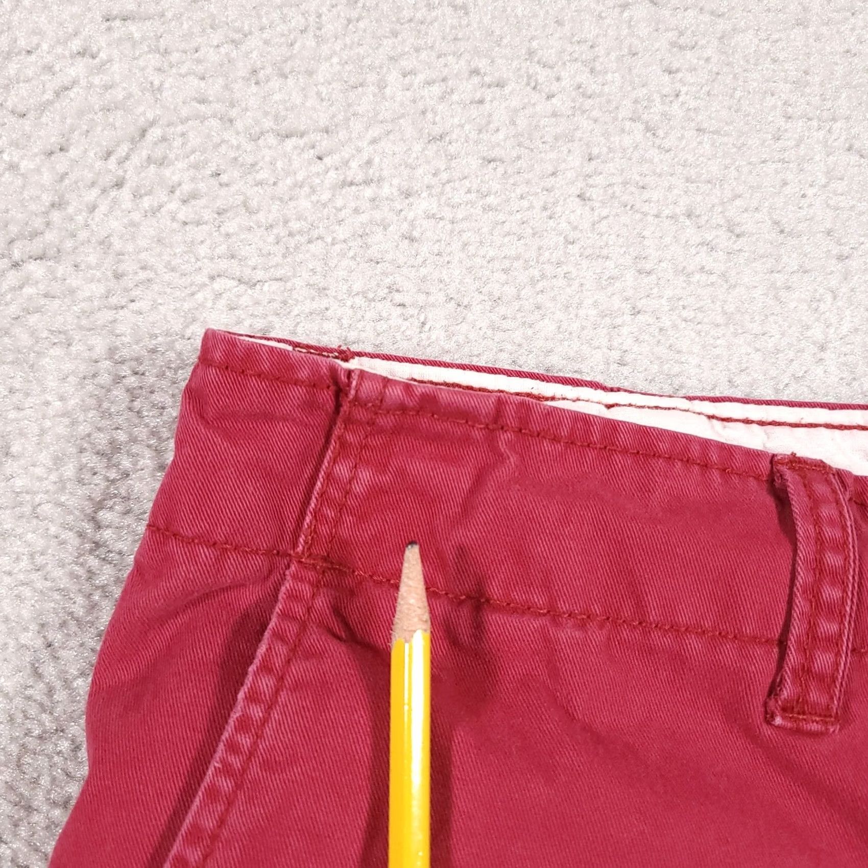 American Eagle Outfitters American Eagle Shorts Mens 31 Longboard Chino Casual Skater Flat Front Red Faded Size US 31 - 6 Thumbnail