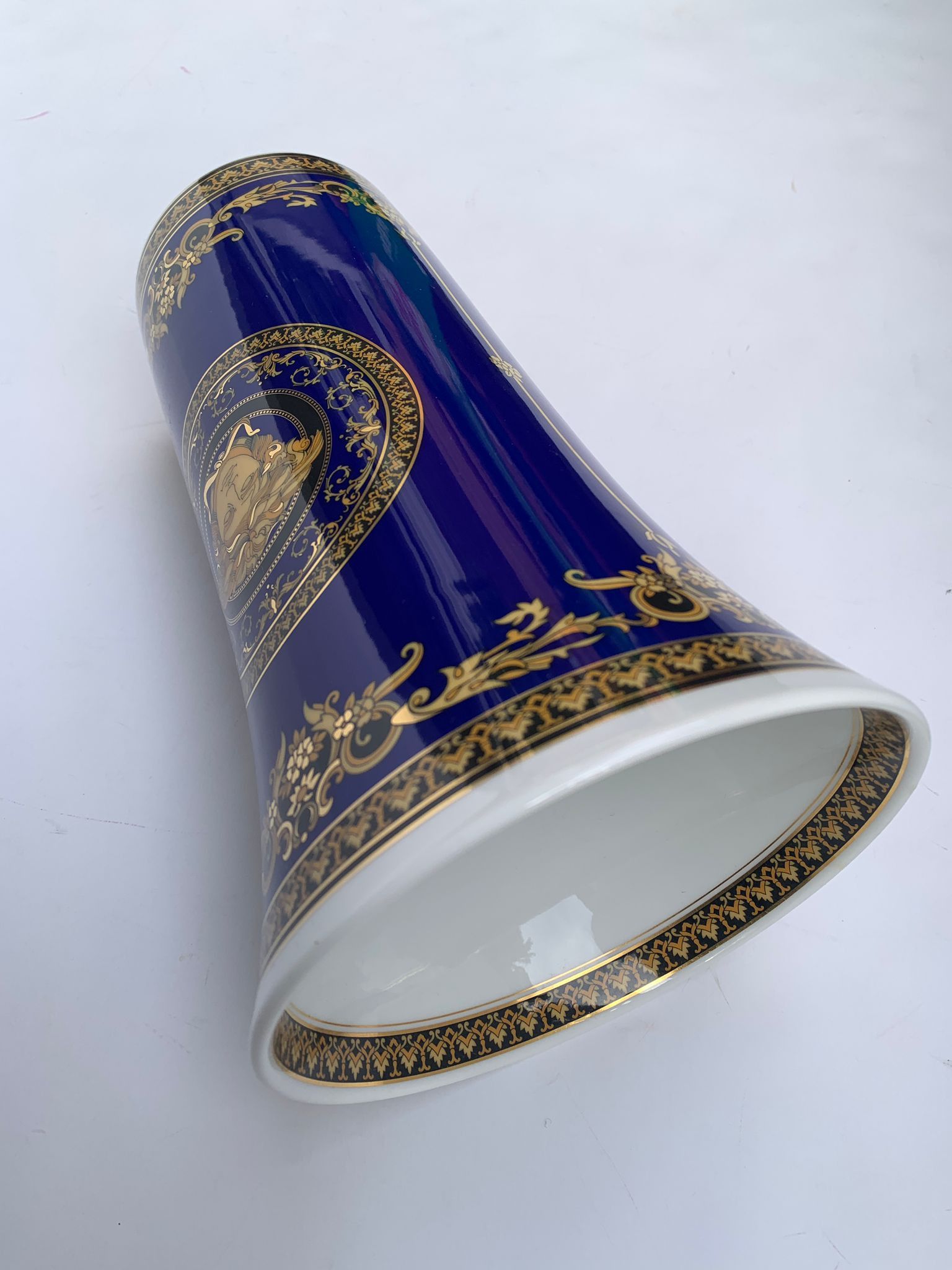 Versace Versace Medusa Blue Large Vase 10 1/4" Rosenthal Germany Size ONE SIZE - 7 Thumbnail