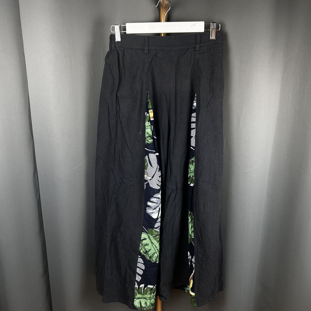 Vintage Vintage Titicaca Japanese Brand Wide Leg pants Size US 26 / EU 42 - 1 Thumbnail