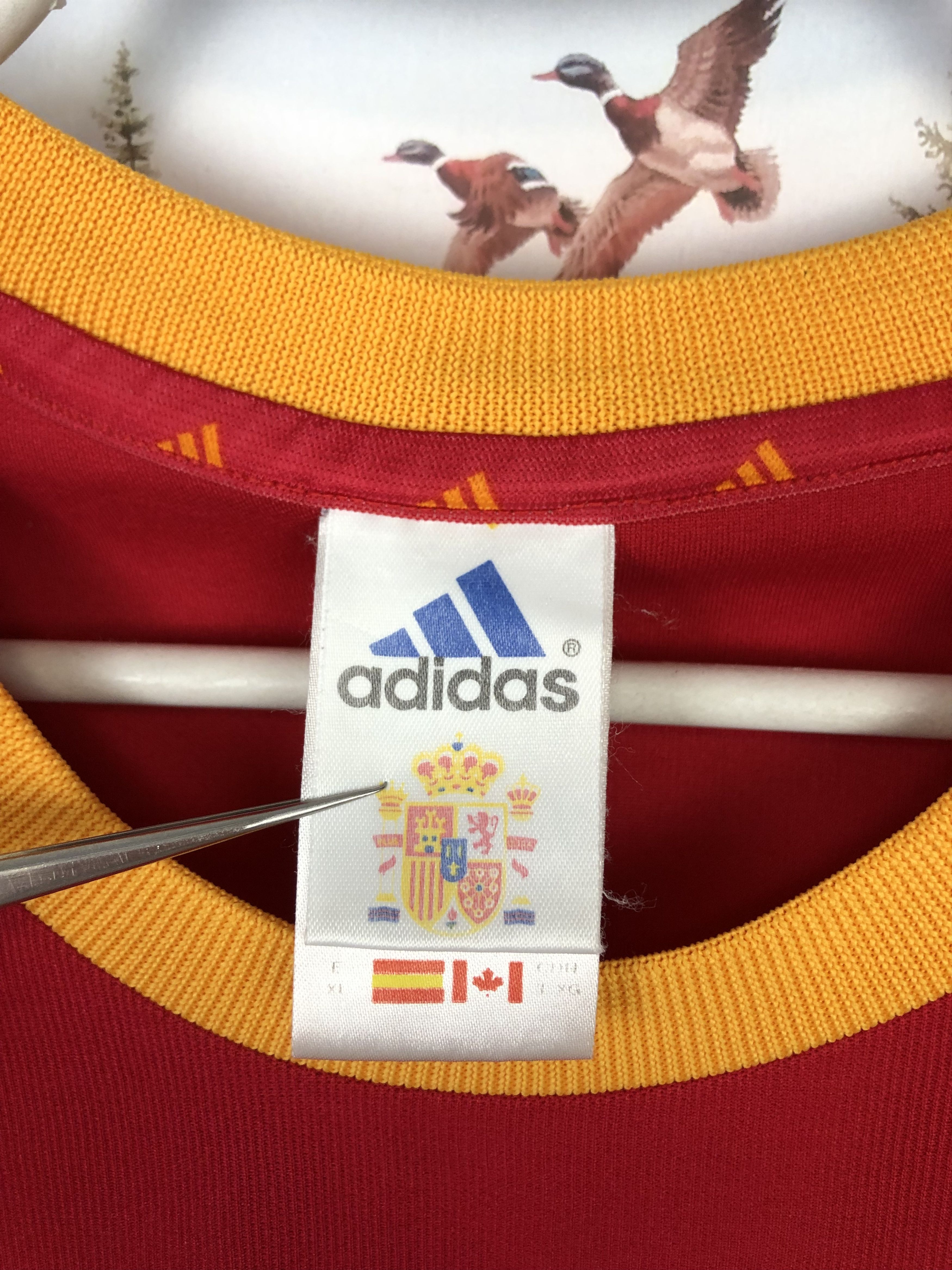 Adidas Spain football shirt 2002 Soccer Adidas Jersey Tee Hype Size US XL / EU 56 / 4 - 6 Thumbnail