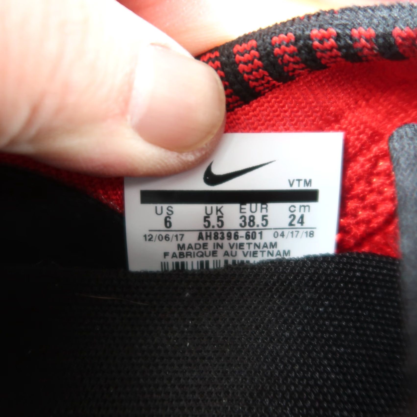 Nike Nike Flyknit Trainer+ Sneaker Women 6 US Red AH8396-601 2017 Nike Air Flyknit Trainer Casual Activewear Running & Jogging Girls Womens Size US 5.5 / IT 35.5 - 5 Thumbnail