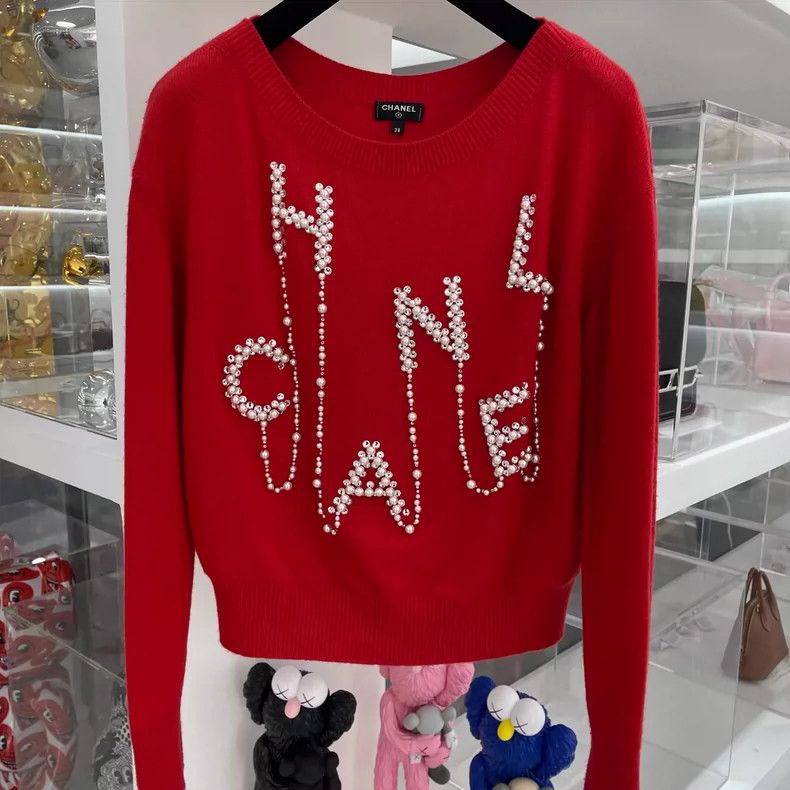 Chanel Chanel Red rhinestone wool knitted sweater Size XS / US 0-2 / IT 36-38 - 1 Thumbnail
