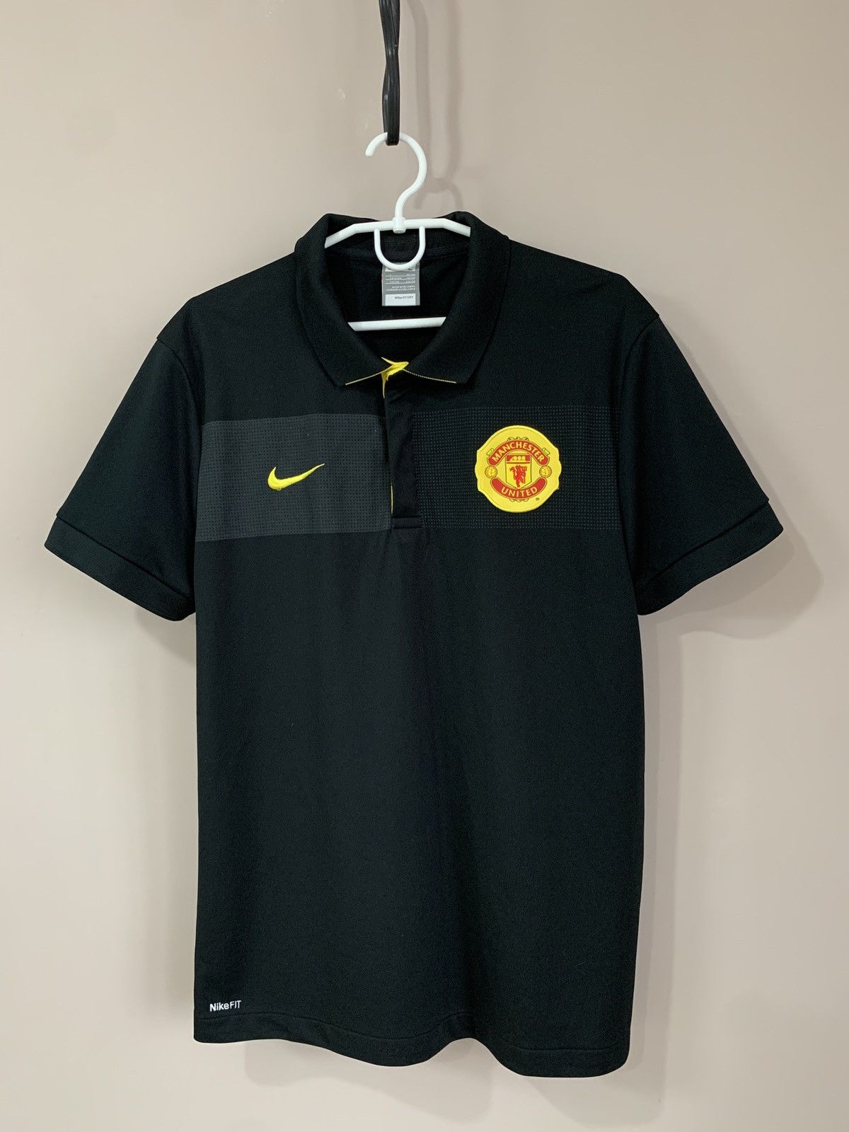 Nike Manchester United polo shirt Nike 2009 2010 soccer football Size US L / EU 52-54 / 3 - 1 Thumbnail