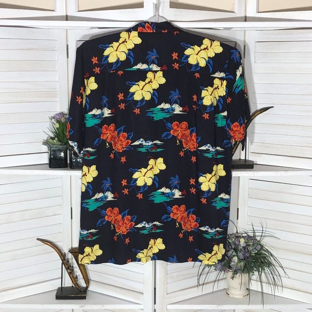 Cherokee Cherokee Wakiki vintage Hawaiian shirt tropical floral XL Size US XL / EU 56 / 4 - 2 Thumbnail