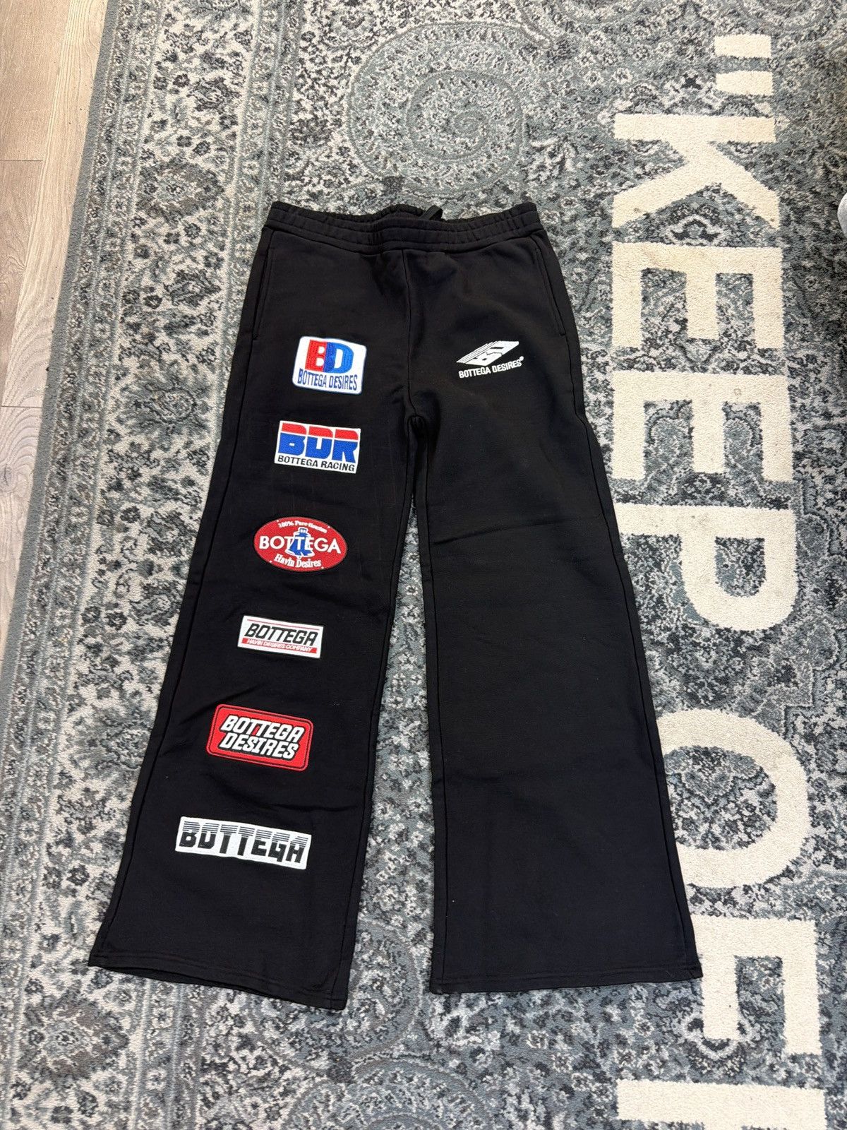 Bottega Desires Bottega Desires Patches Sweat Pant black L Size US 34 / EU 50 - 1 Thumbnail