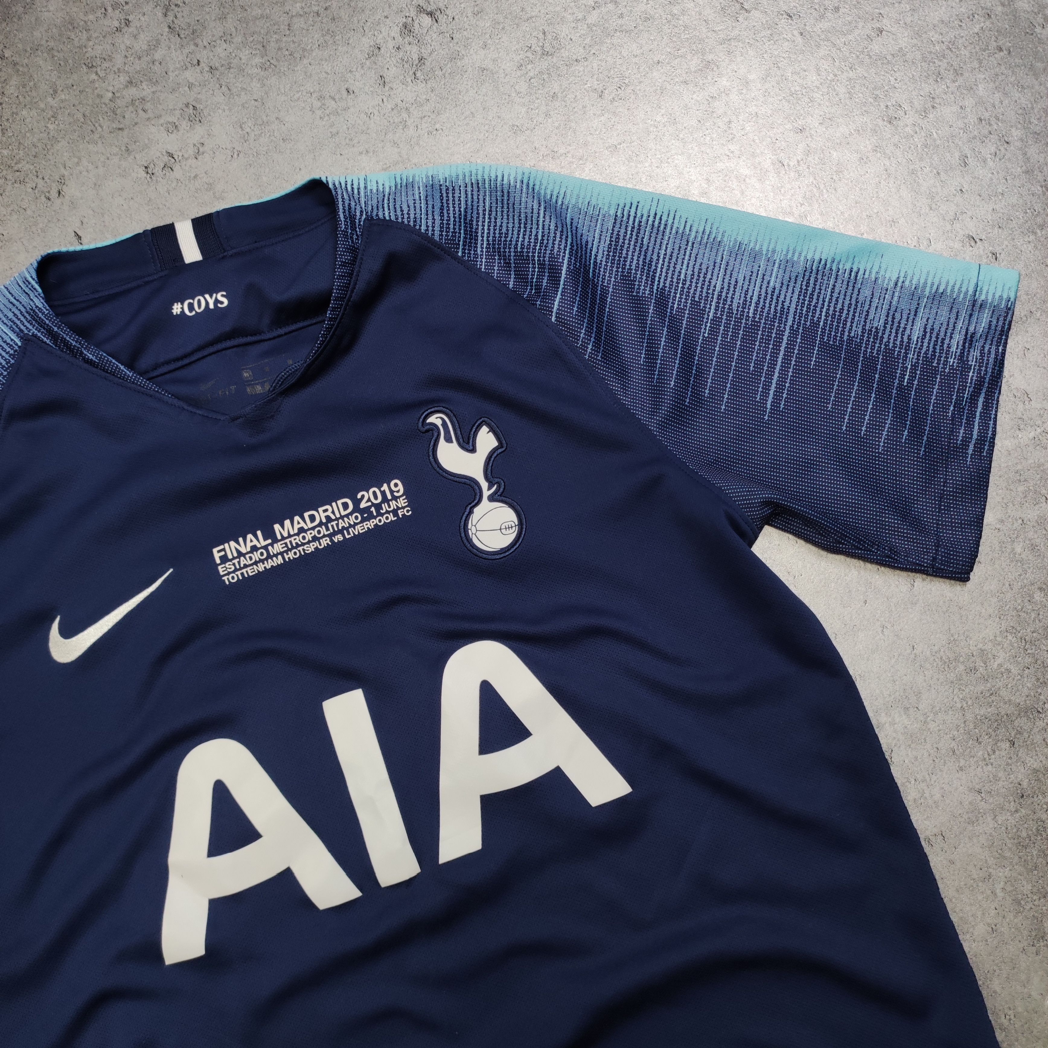 Nike RARE 2019 Champions League Final Tottenham Hotspur Jersey Size US M / EU 48-50 / 2 - 4 Thumbnail