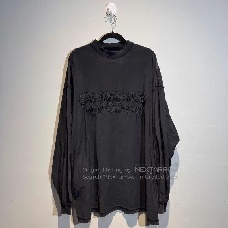 Balenciaga Balenciaga Letter Patch Destroyed Vintage Long Sleeve Size US M / EU 48-50 / 2 - 1 Thumbnail