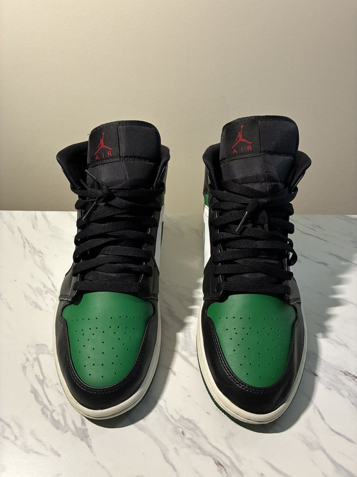 Jordan Brand Jordan 1 pine green Size US 11 / EU 44 - 3 Thumbnail