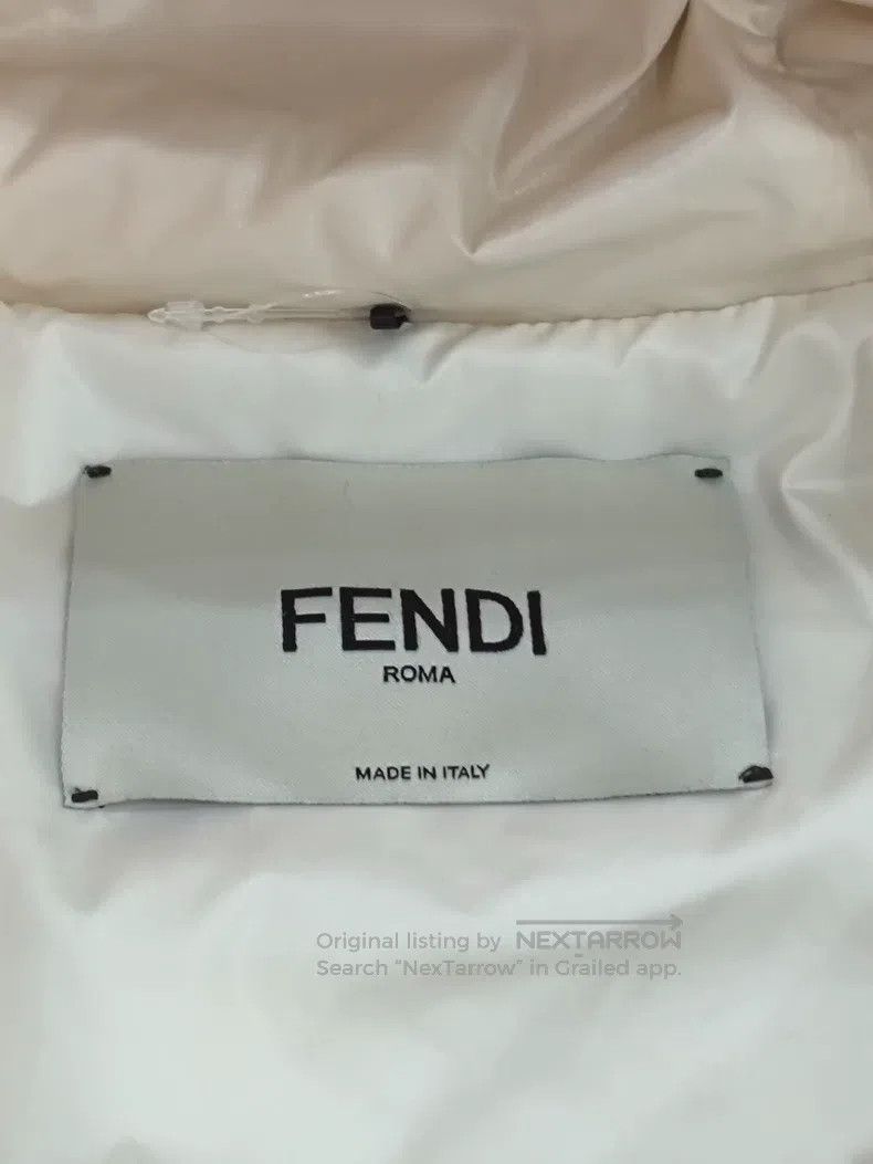 Fendi Fendi Solid color logo patch short hooded down jacket Size M / US 6-8 / IT 42-44 - 7 Thumbnail