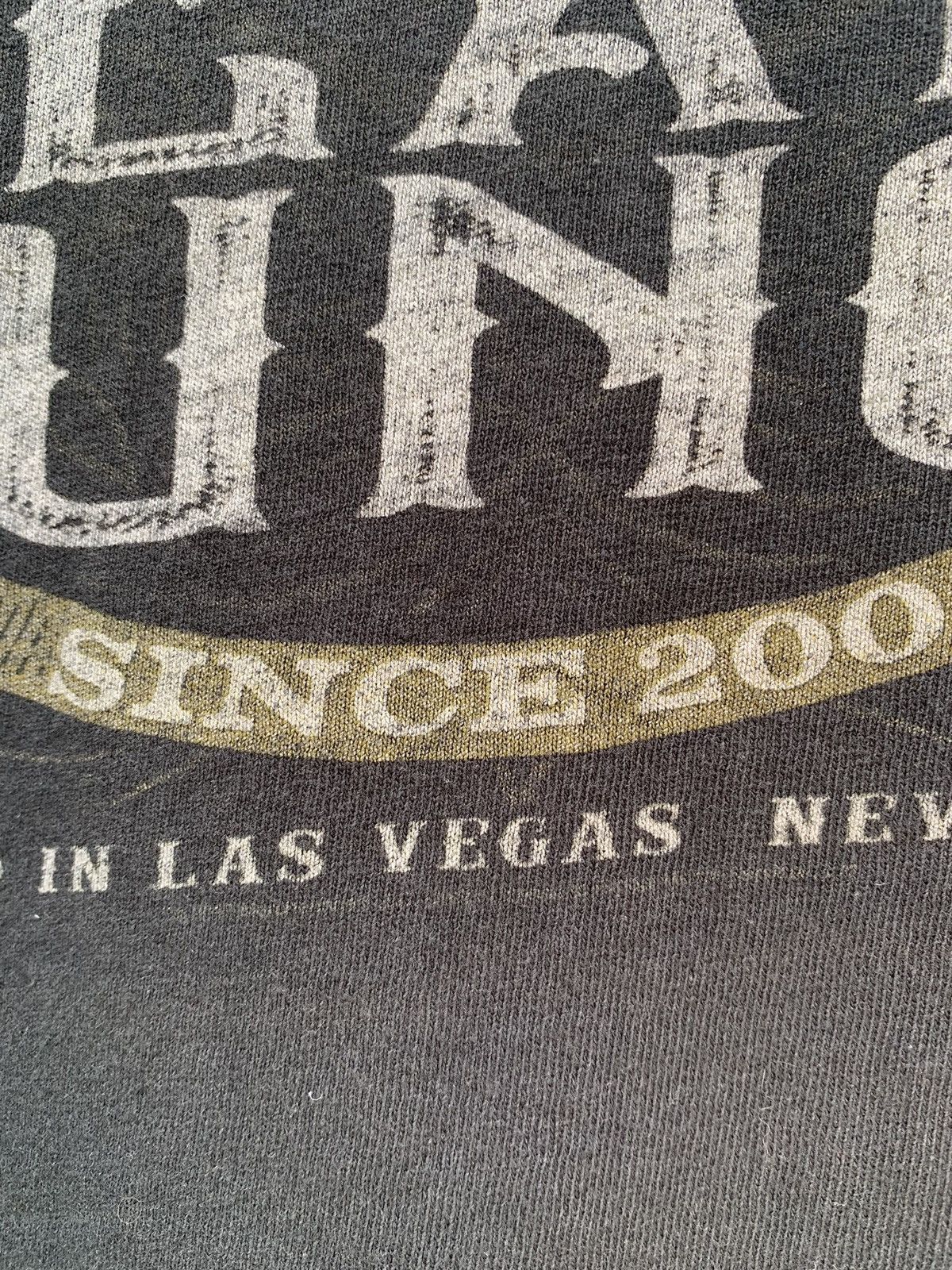 Band Tees Vintage Five Finger Death Punch Faded Distressed T-shirt Size US XXL / EU 58 / 5 - 14 Thumbnail