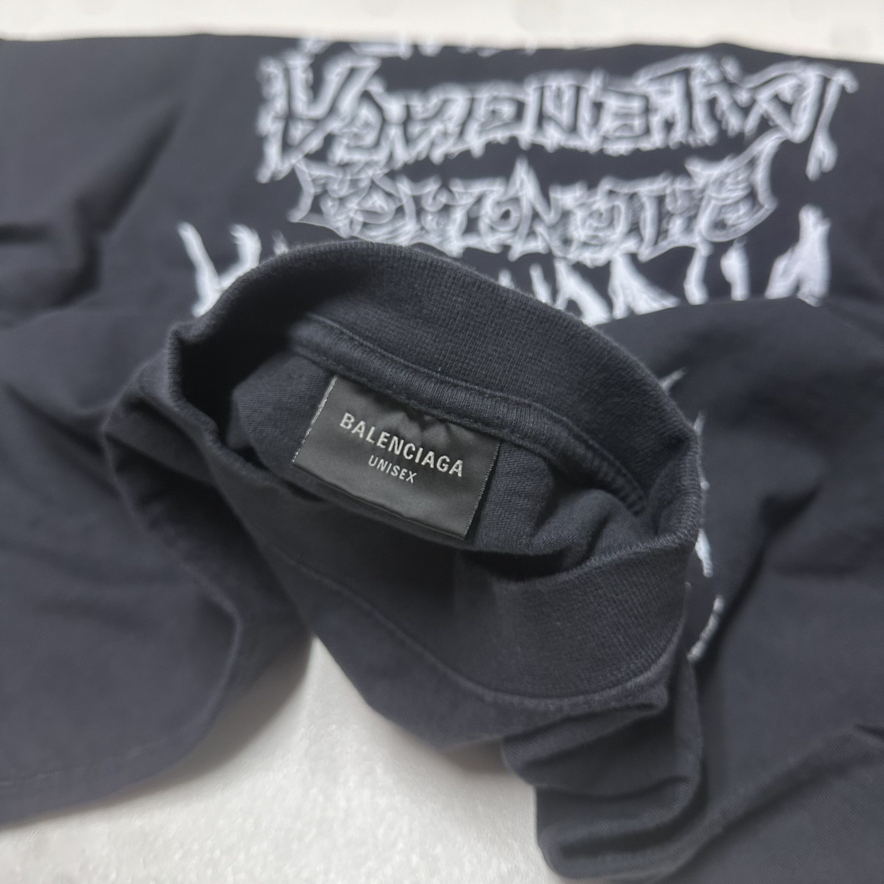 Balenciaga BALENCIAGA size M L medium Long sleeve black tshirt metal Size US M / EU 48-50 / 2 - 6 Thumbnail