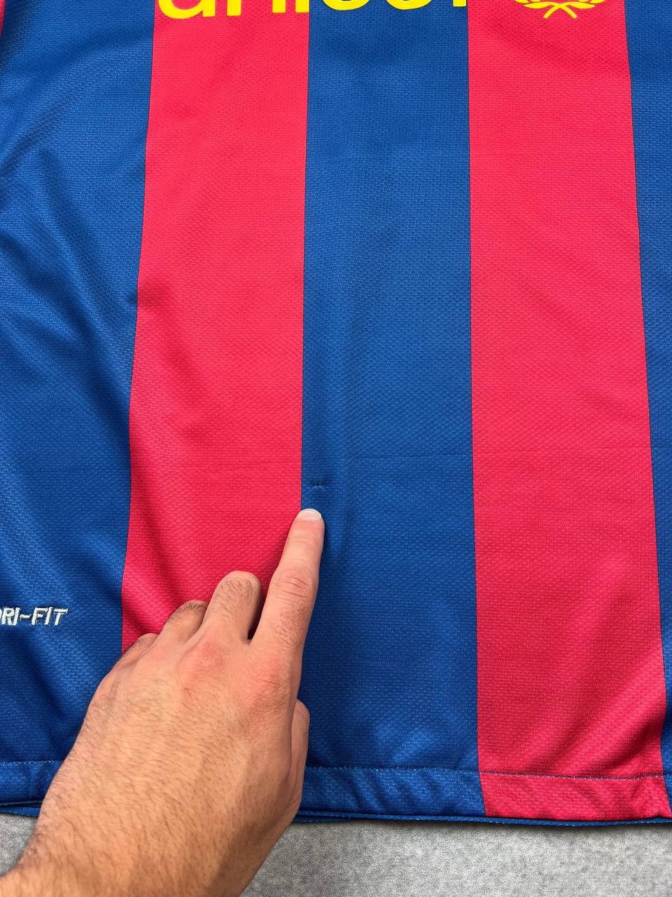 Nike Nike F.C Barcelona #11 Neymar JR Size US M / EU 48-50 / 2 - 5 Thumbnail