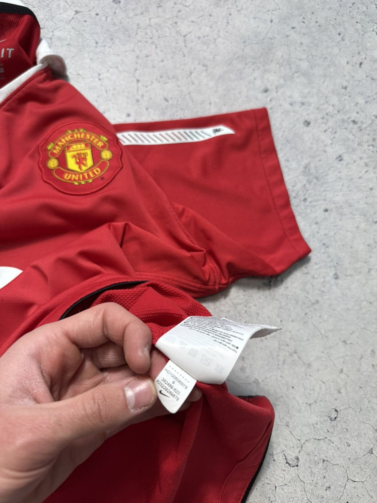 Nike Nike FC Manchester United Soccer Jersey 2010/2011 Home Away Size US S / EU 44-46 / 1 - 12 Thumbnail