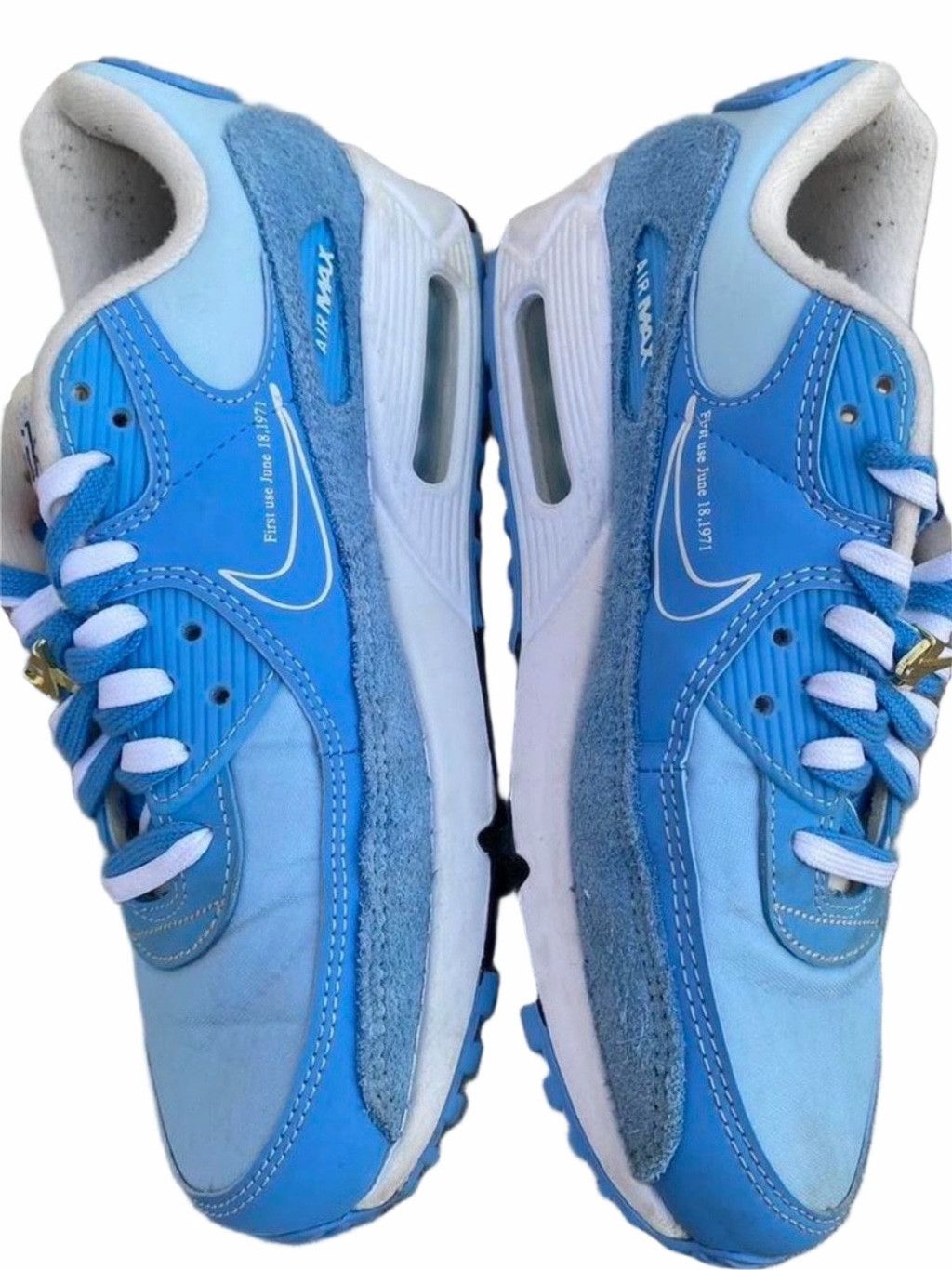 Nike Nike Women’s Air Max 90 SE ‘First Use’ University Blue | EUC Size US 8.5 / IT 38.5 - 3 Thumbnail