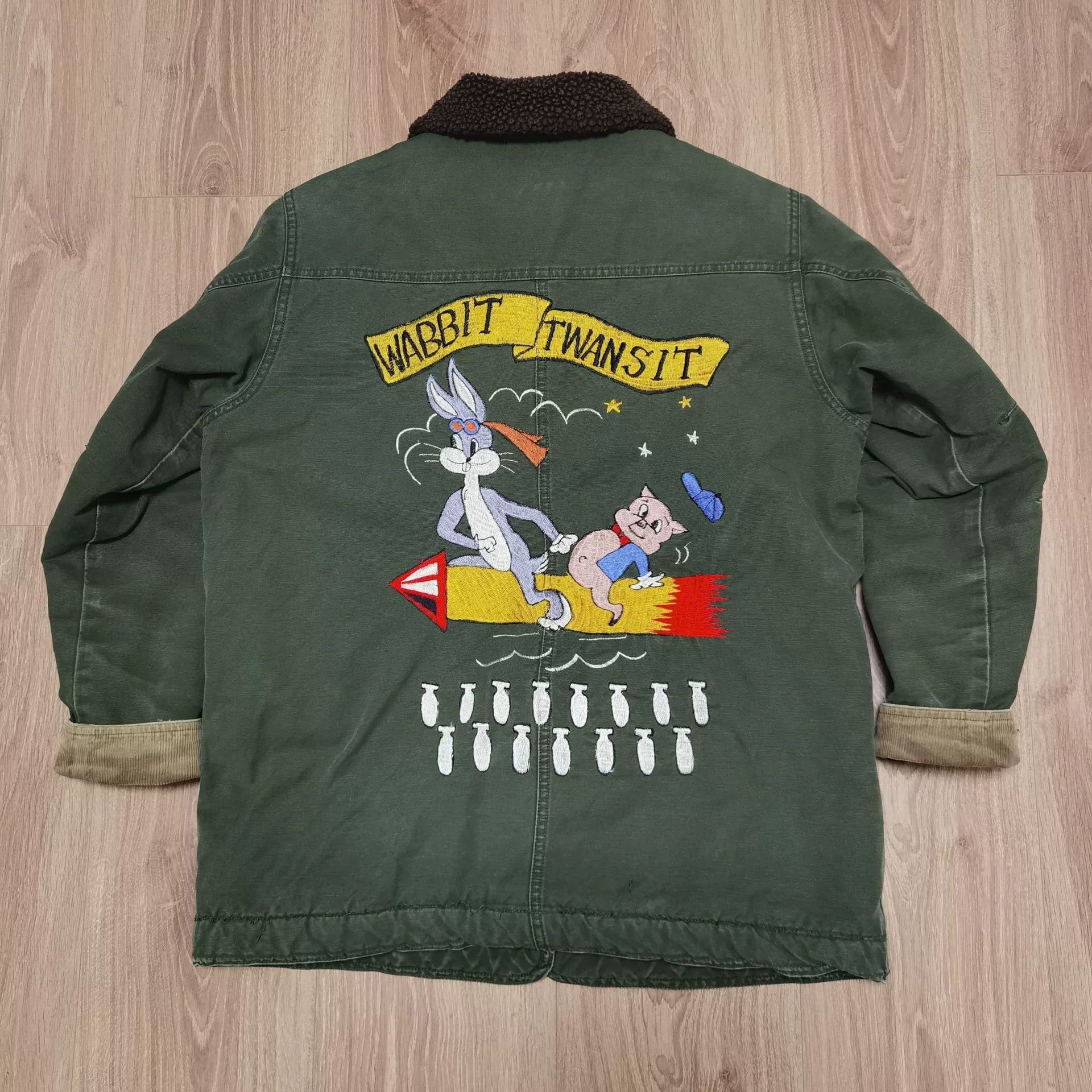 L.L. Bean L.L.Bean Bugs Bunny Embroidered Sherpa Jacket Size M / US 6-8 / IT 42-44 - 1 Thumbnail