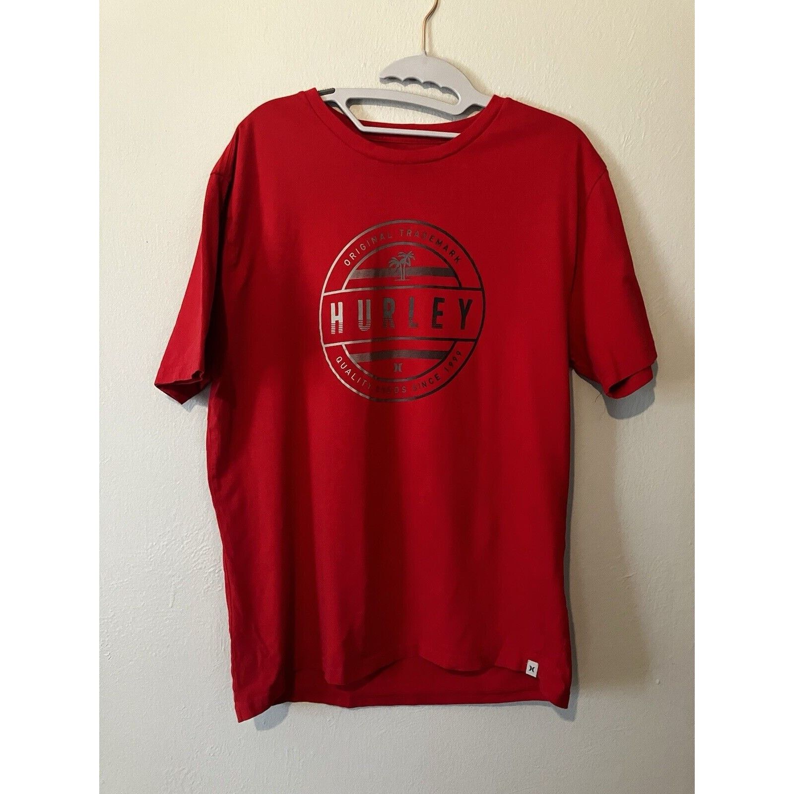 Hurley Hurley Mens Sz Medium T-Shirt, Logo Print, Red Short Sleeve Size US M / EU 48-50 / 2 - 1 Thumbnail