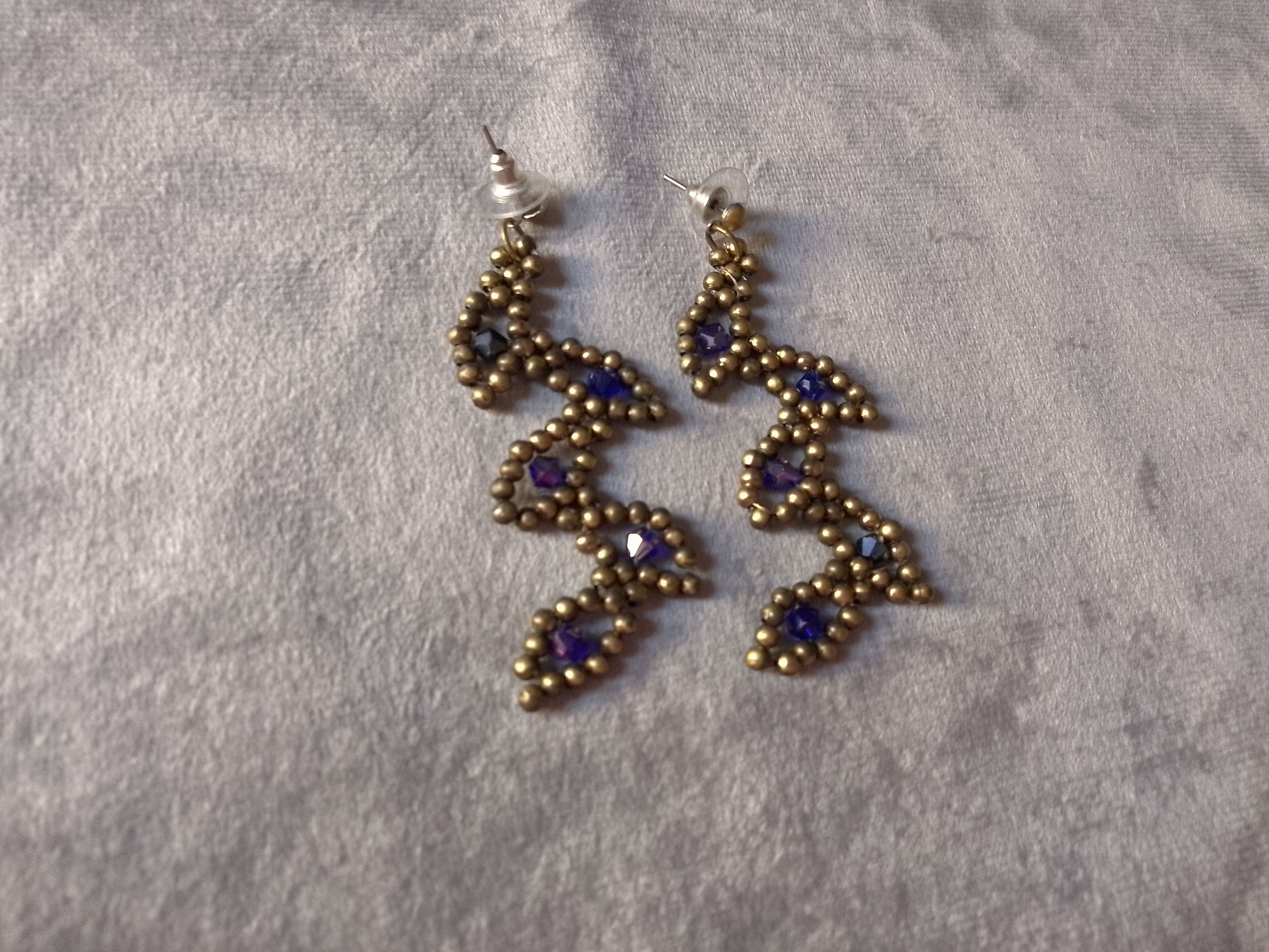 Handmade Necklace Vintage Earrings Leafy Brass Blue Crystal Size ONE SIZE - 8 Thumbnail