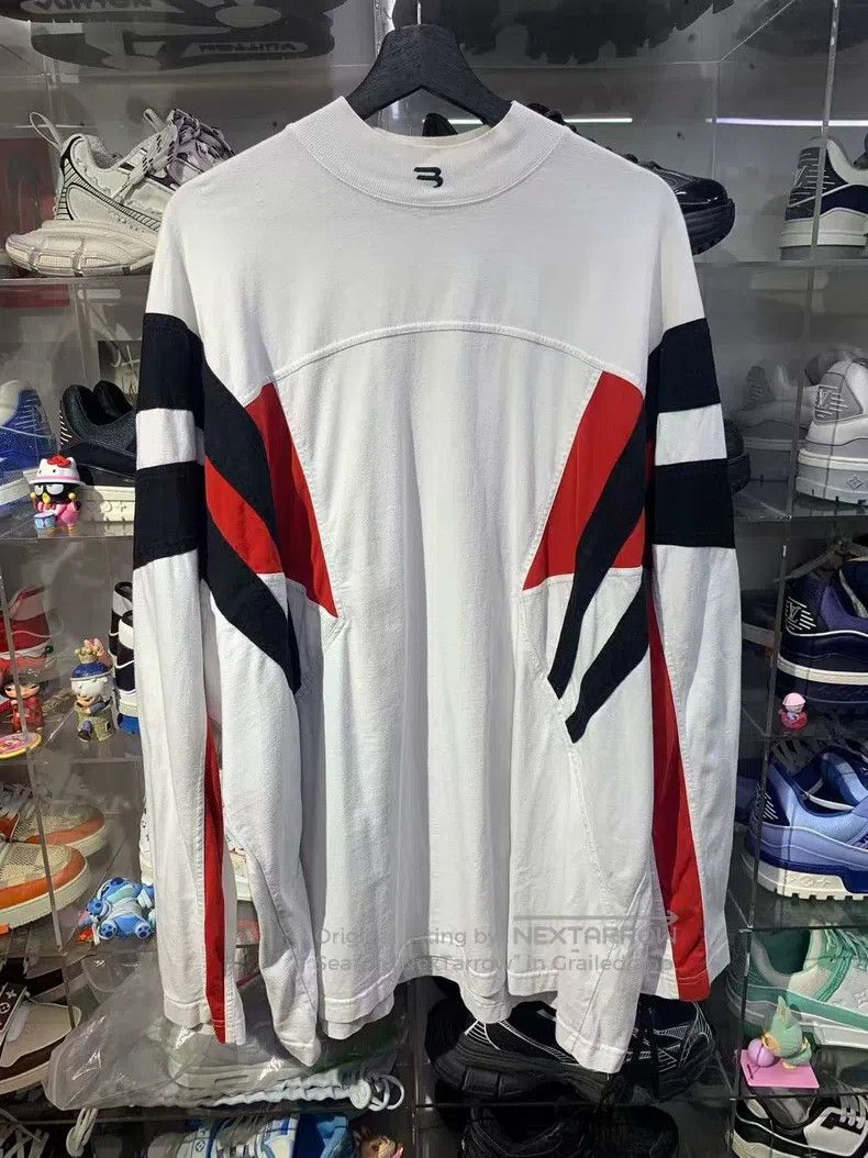 Balenciaga Balenciaga White, Red, Black Color Blocked Double勾 Long Sl Size US M / EU 48-50 / 2 - 1 Thumbnail