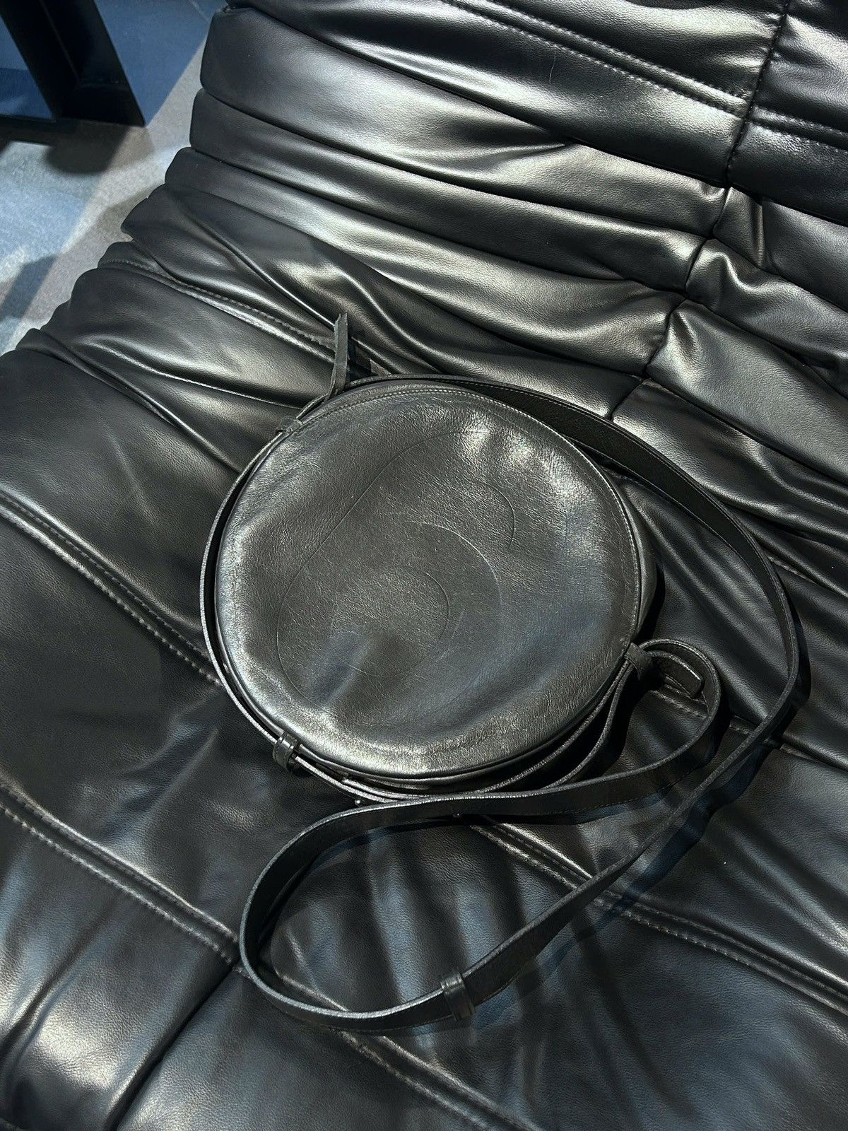 MM6 MM6 Maison Margiela Black Circle Shoulder Bag Size ONE SIZE - 1 Thumbnail