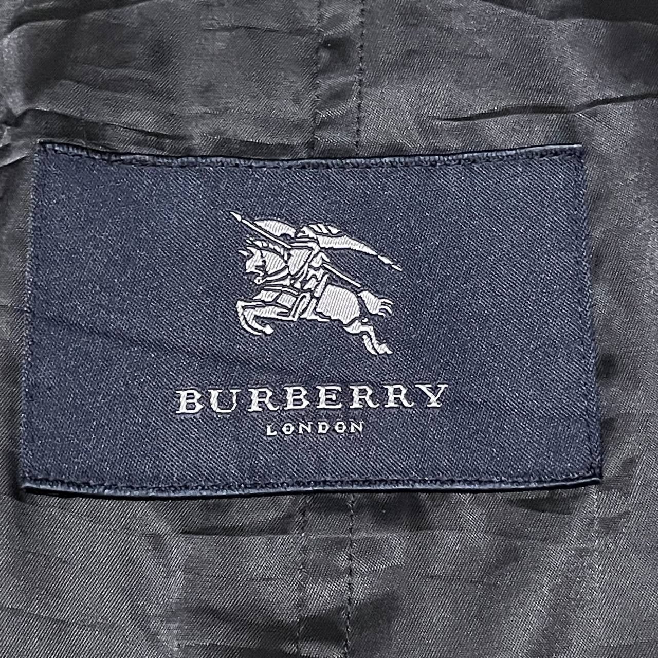 Burberry Vintage Burberry London Nova Check Quilted Jacket Distressed Size US L / EU 52-54 / 3 - 12 Thumbnail
