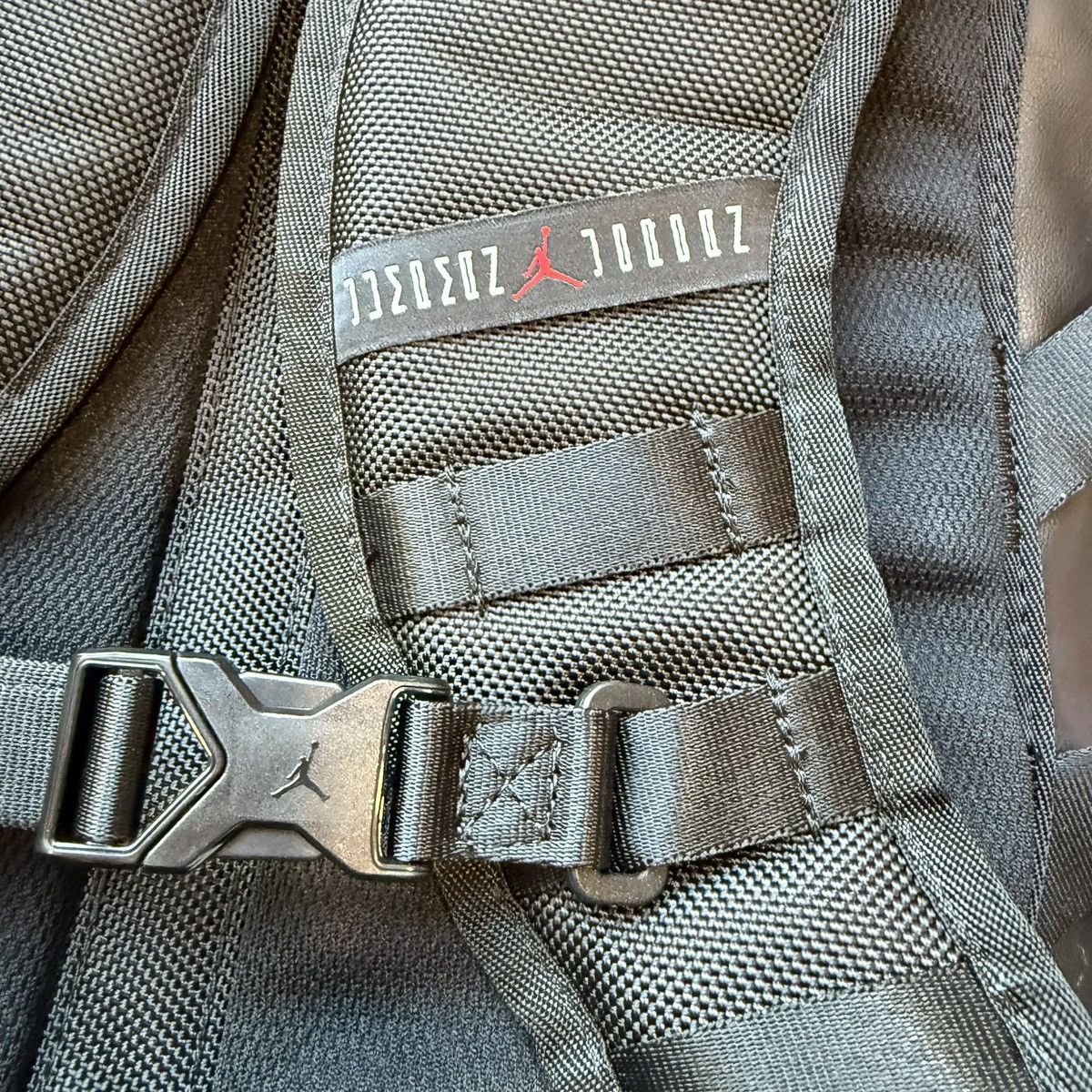 Jordan Brand × Nike 2014 Nike Air Jordan XI 11 Bred Backpack Premium Shoe Bag Size ONE SIZE - 6 Thumbnail