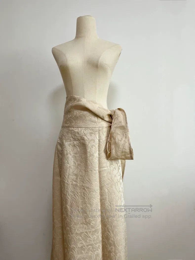 Yohji Yamamoto YOHJI YAMAMOTO size L Satiny Skirt Size 3 Size 24" / US 00 / IT 34 - 1 Thumbnail