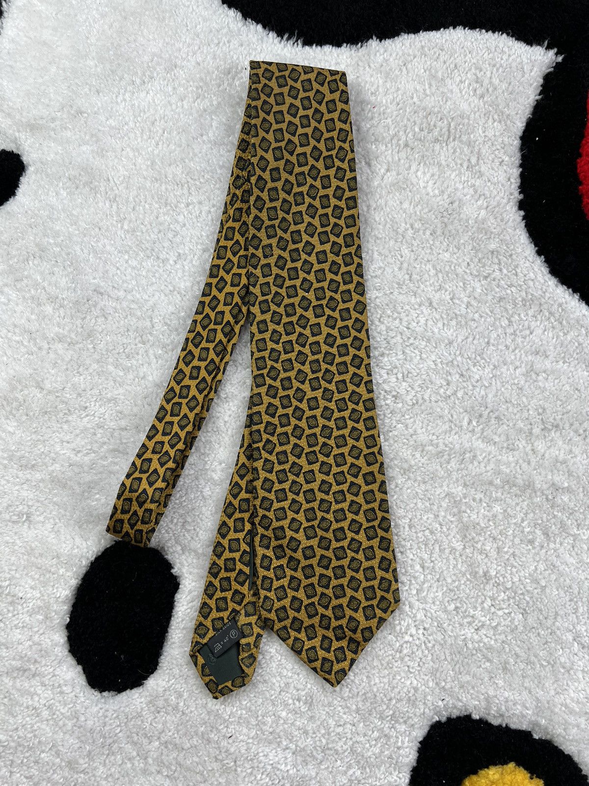 Ermenegildo Zegna Vintage Ermenegildo Zegna Silk Geometric Gold Luxury Tie Size ONE SIZE - 1 Thumbnail